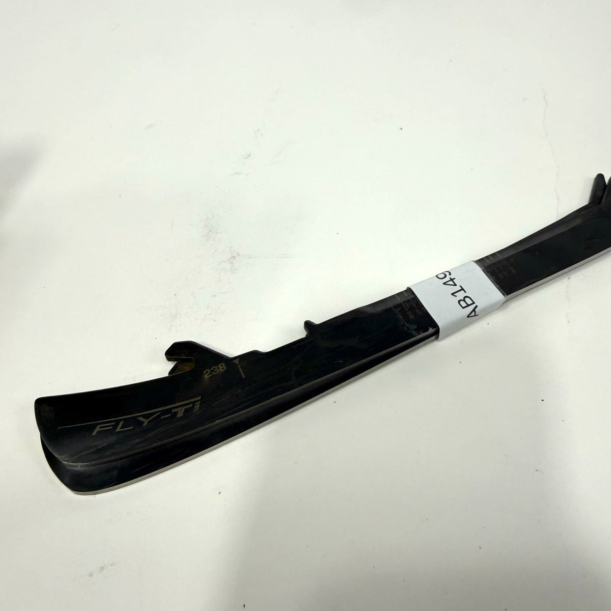 Used Bauer Fly-TI | 238mm | AB149 - Top Flight Hockey