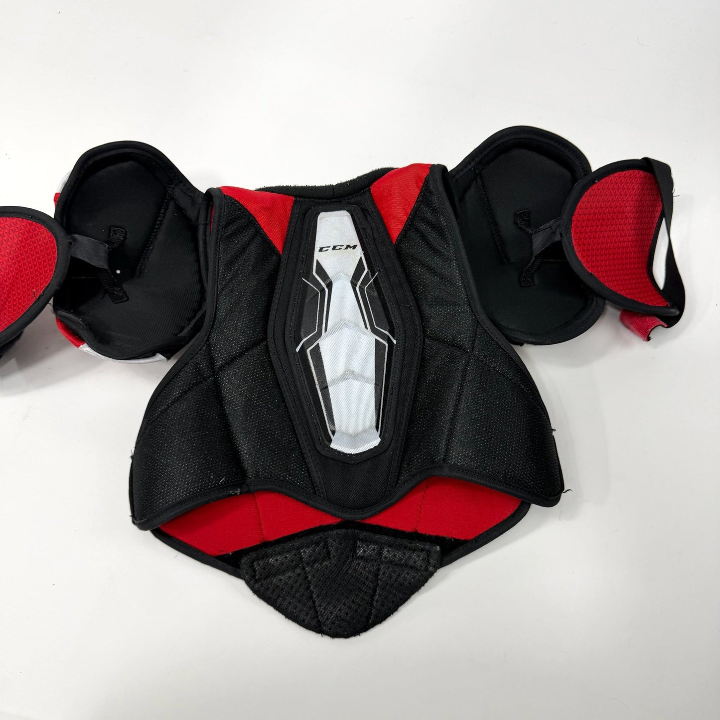 Used CCM Jetspeed Xtra Plus Shoulder Pads | Junior ? | J145