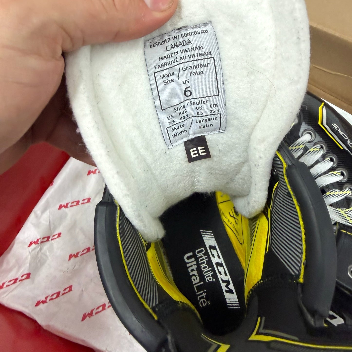 New CCM Tacks AS3 Pro Skates | Size 6 EE | AB965