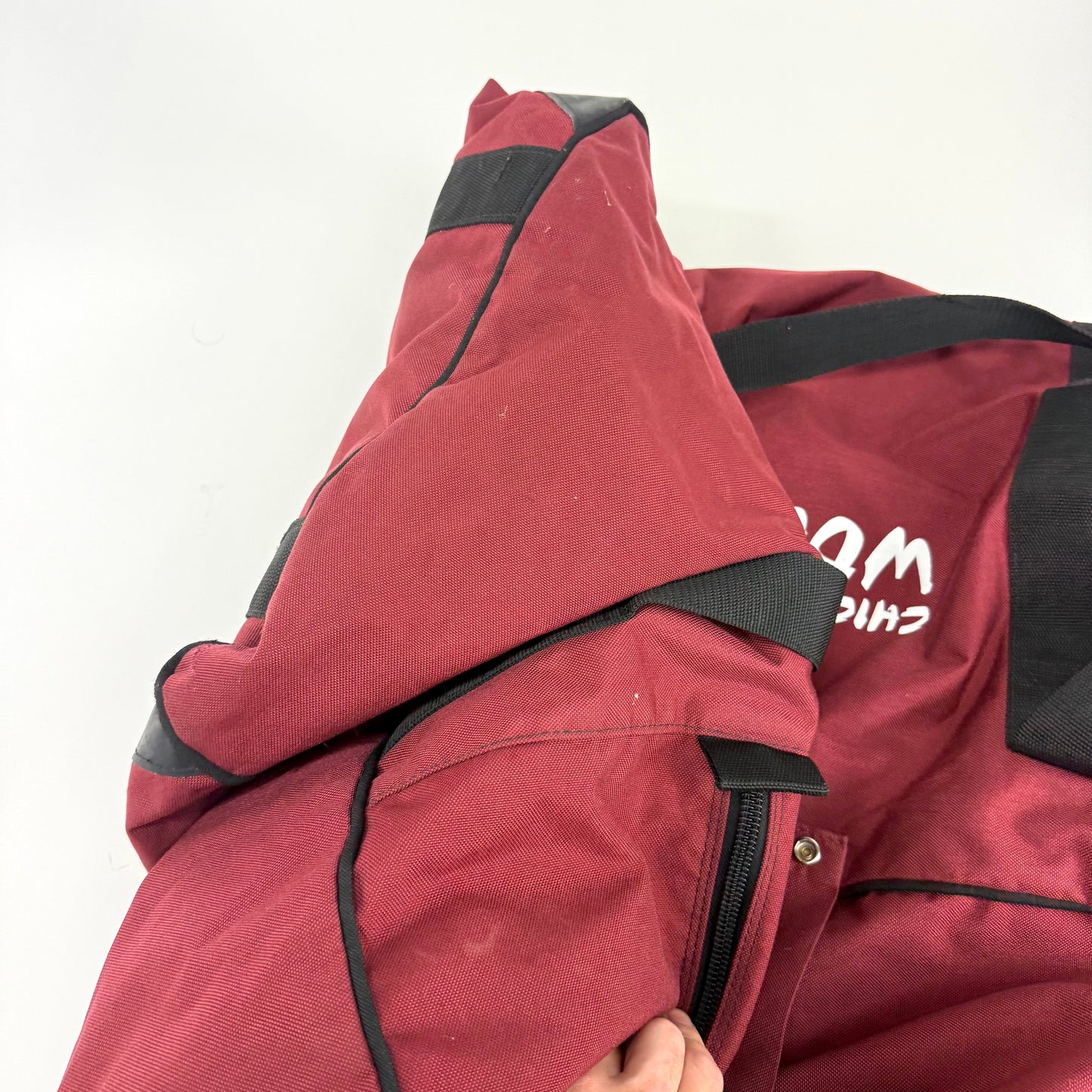 Used Maroon Chicago Wolves JRZ Player Hockey Bag | J651