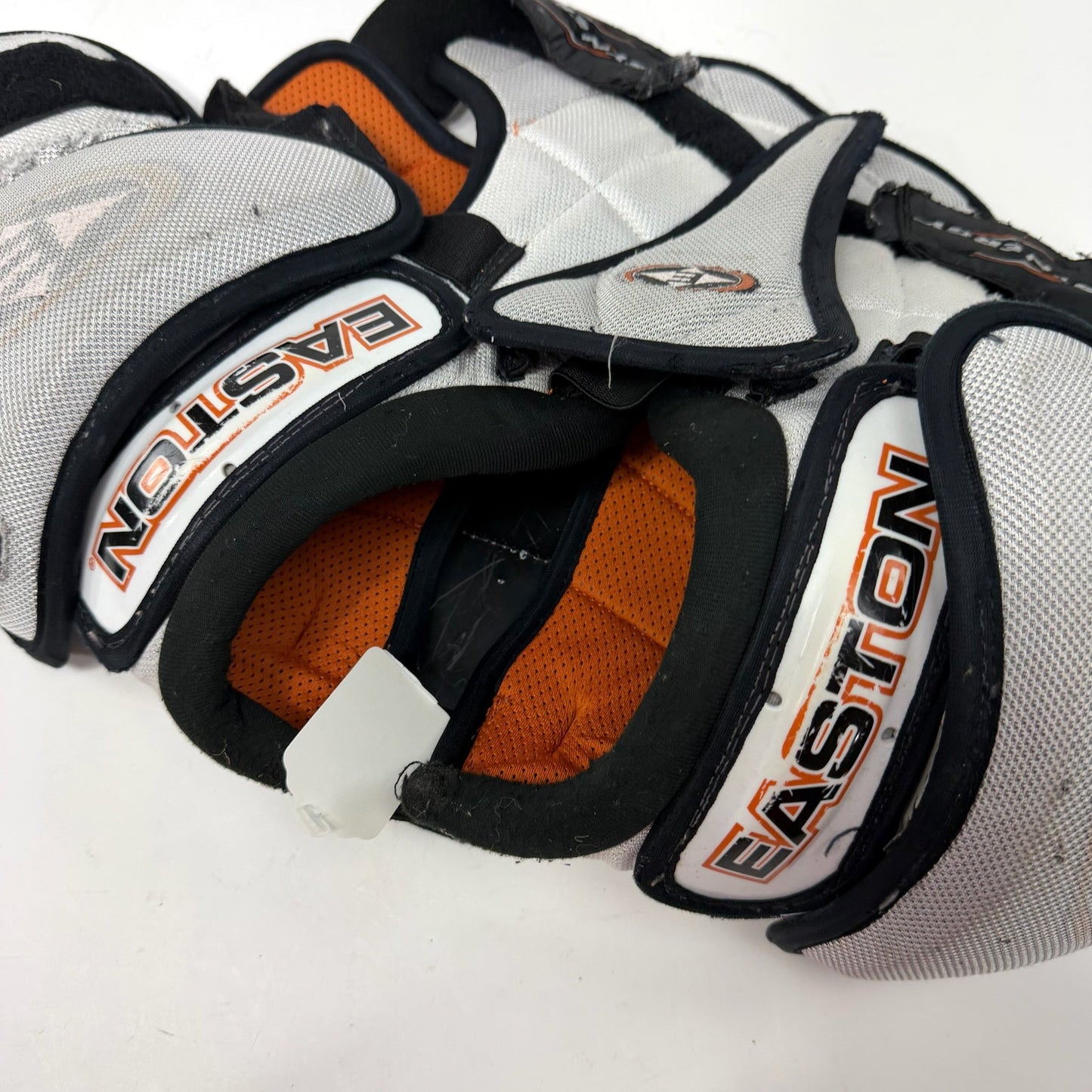 Used Easton Synergy Shoulder Pads | Junior Small?? | AB465