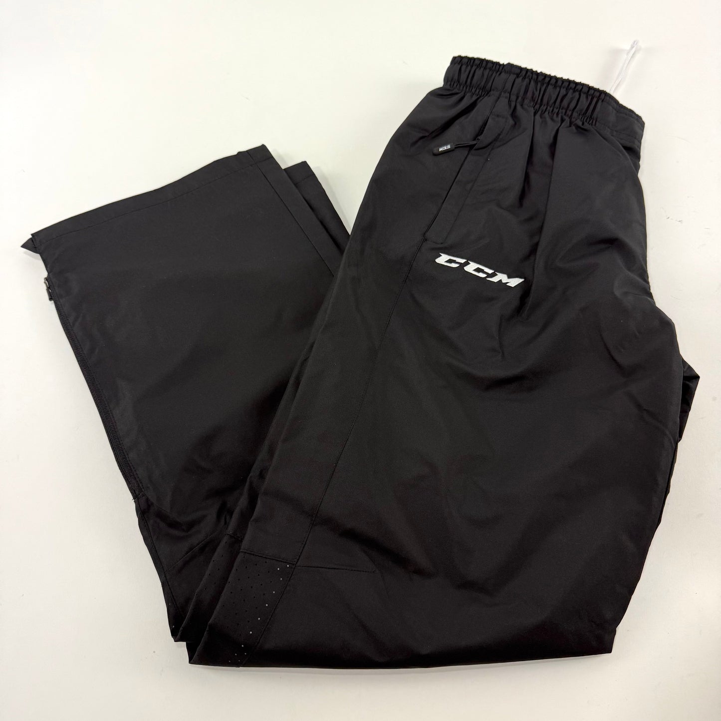 New Black CCM Youth Premium Hockey Warm Up Pant | Youth L | #888600282480 - Top Flight Hockey