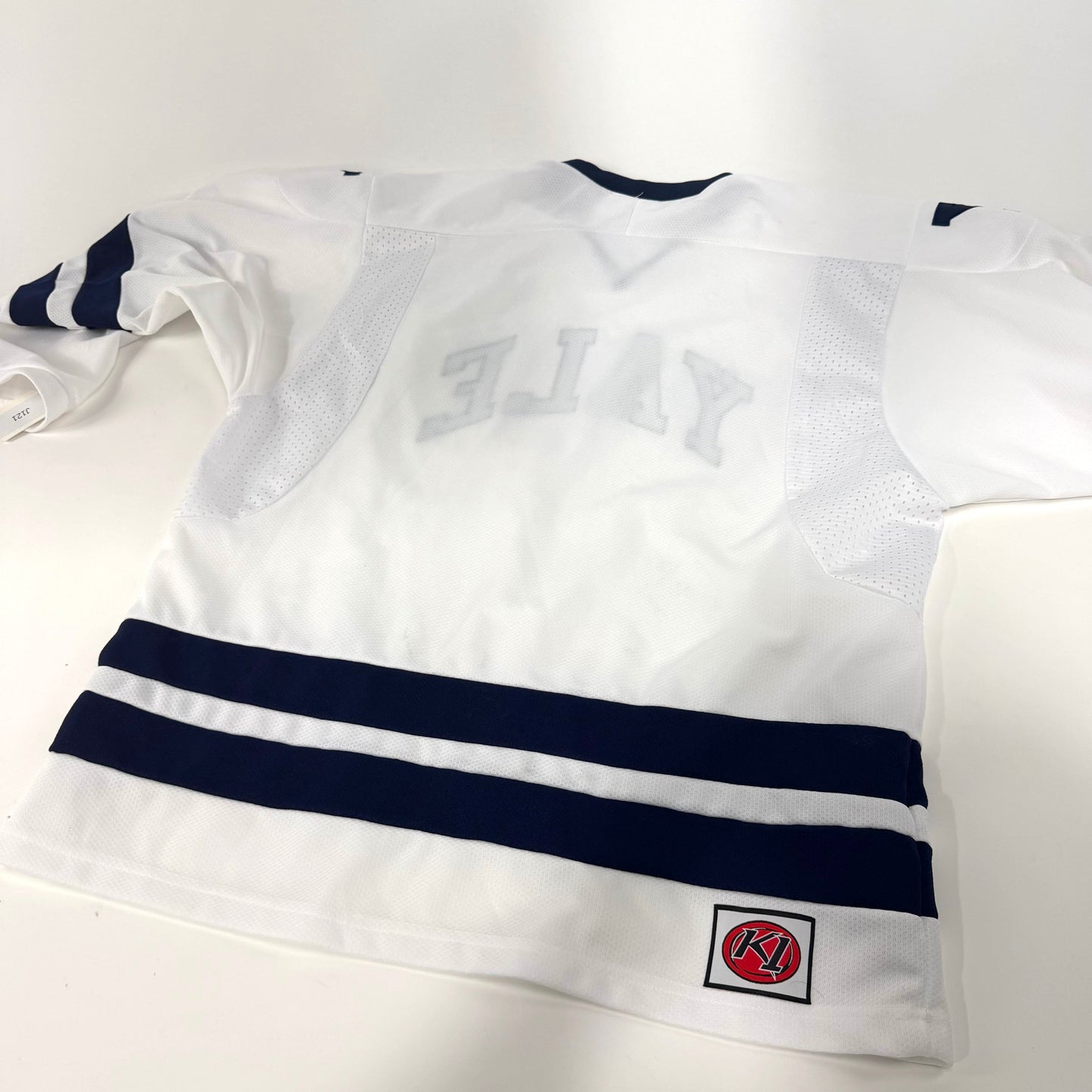 Used K1 White Yale Hockey Jersey | Senior Large | J121
