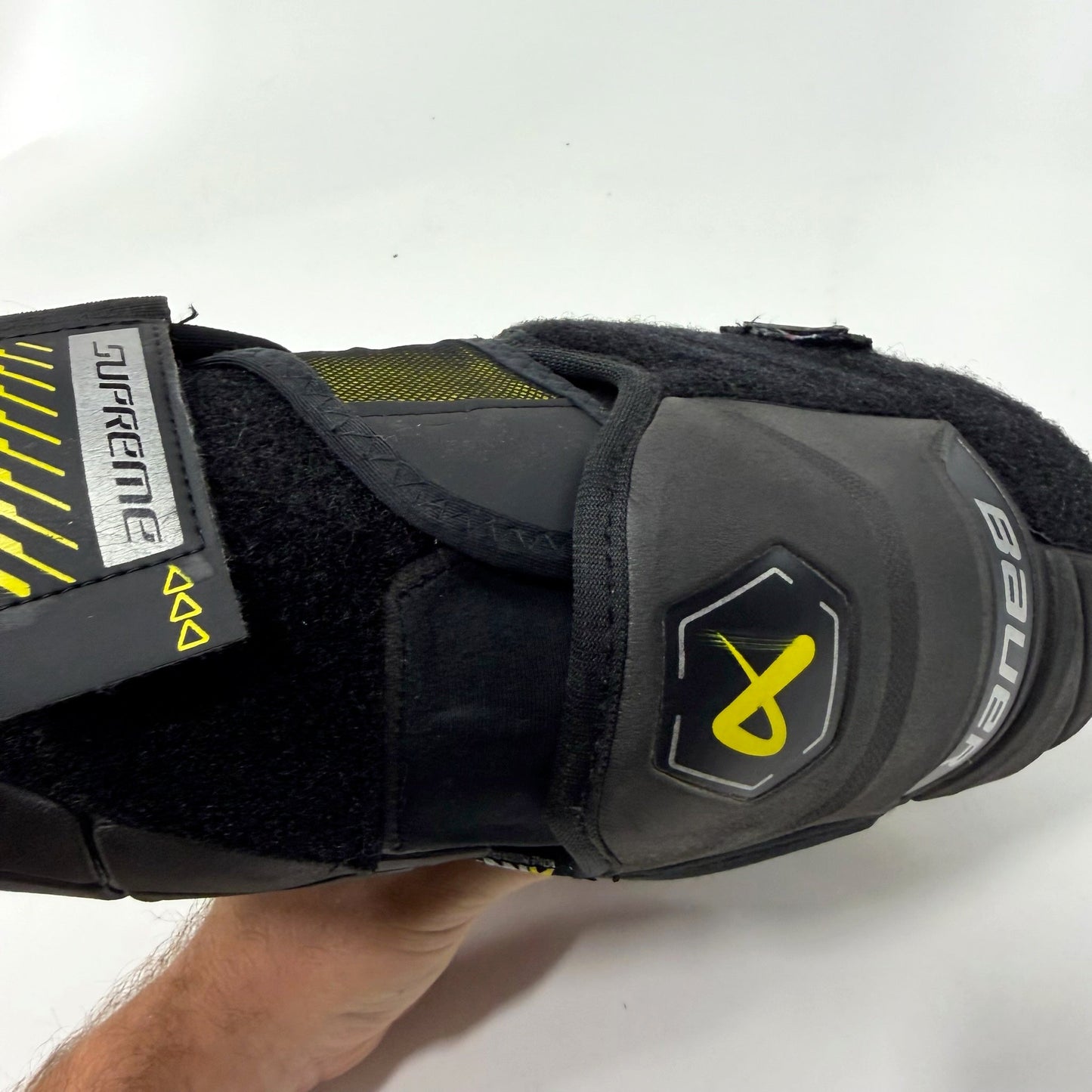 Used Bauer Supreme Mach Elbow Pads | Senior Medium | J116