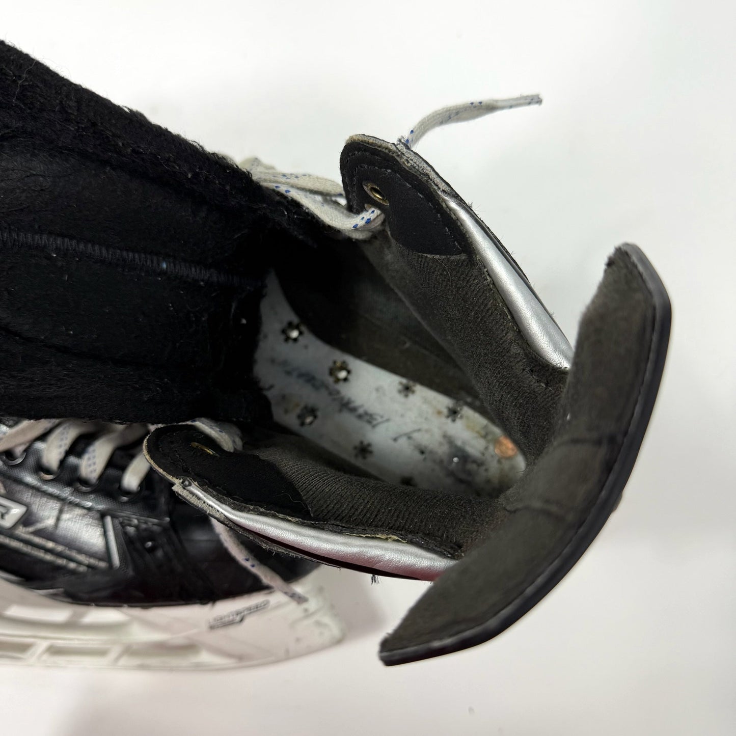 Used Bauer Supreme 1S Skates | Size 10 E | AB673