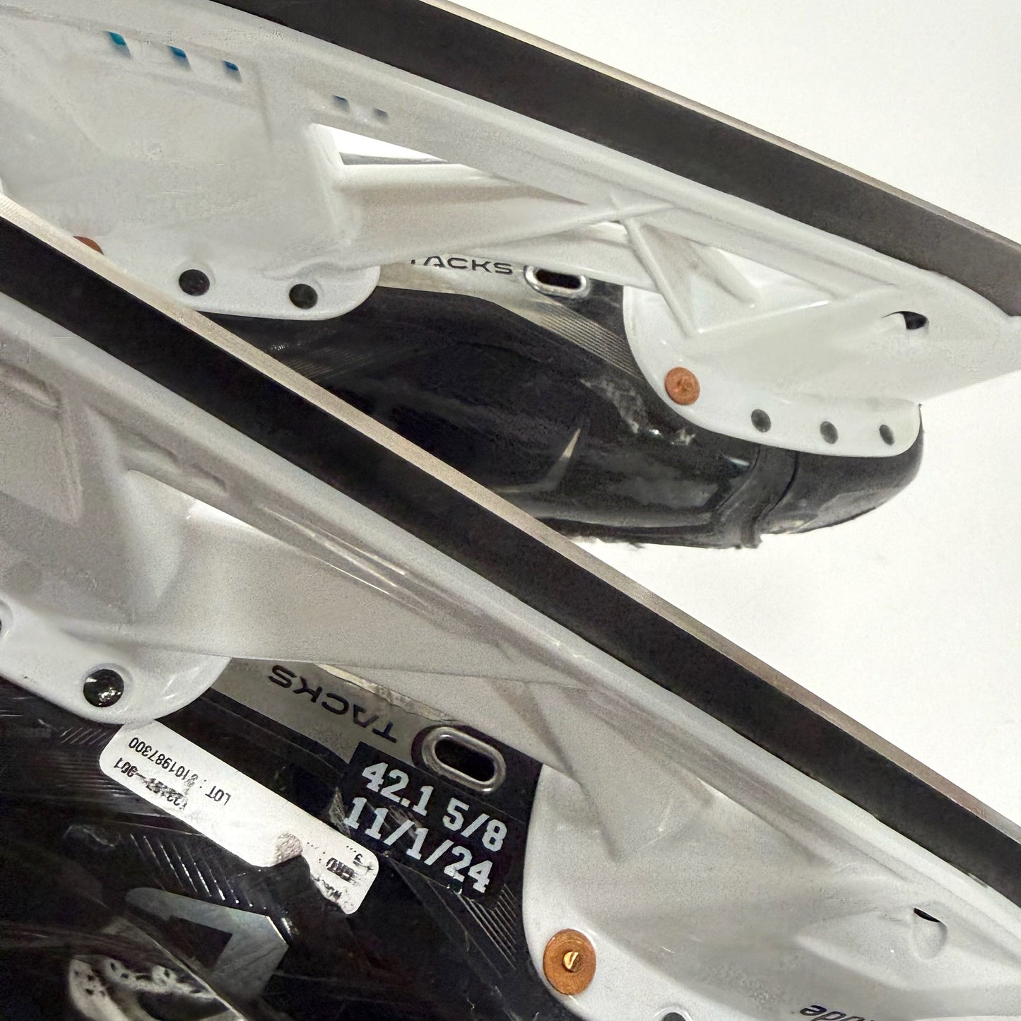 Used Black CCM Tacks XF Pro Skates | 9 D | Chicago Blackhawks Nolan Allan | BH309
