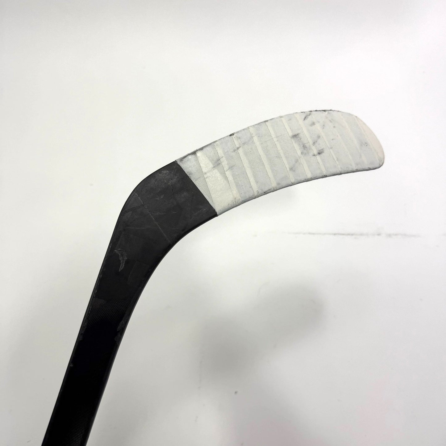 Used Left Black CCM Jetspeed FT8 Pro | 95 Flex P92 Curve Grip | Jason Dickinson | BH129