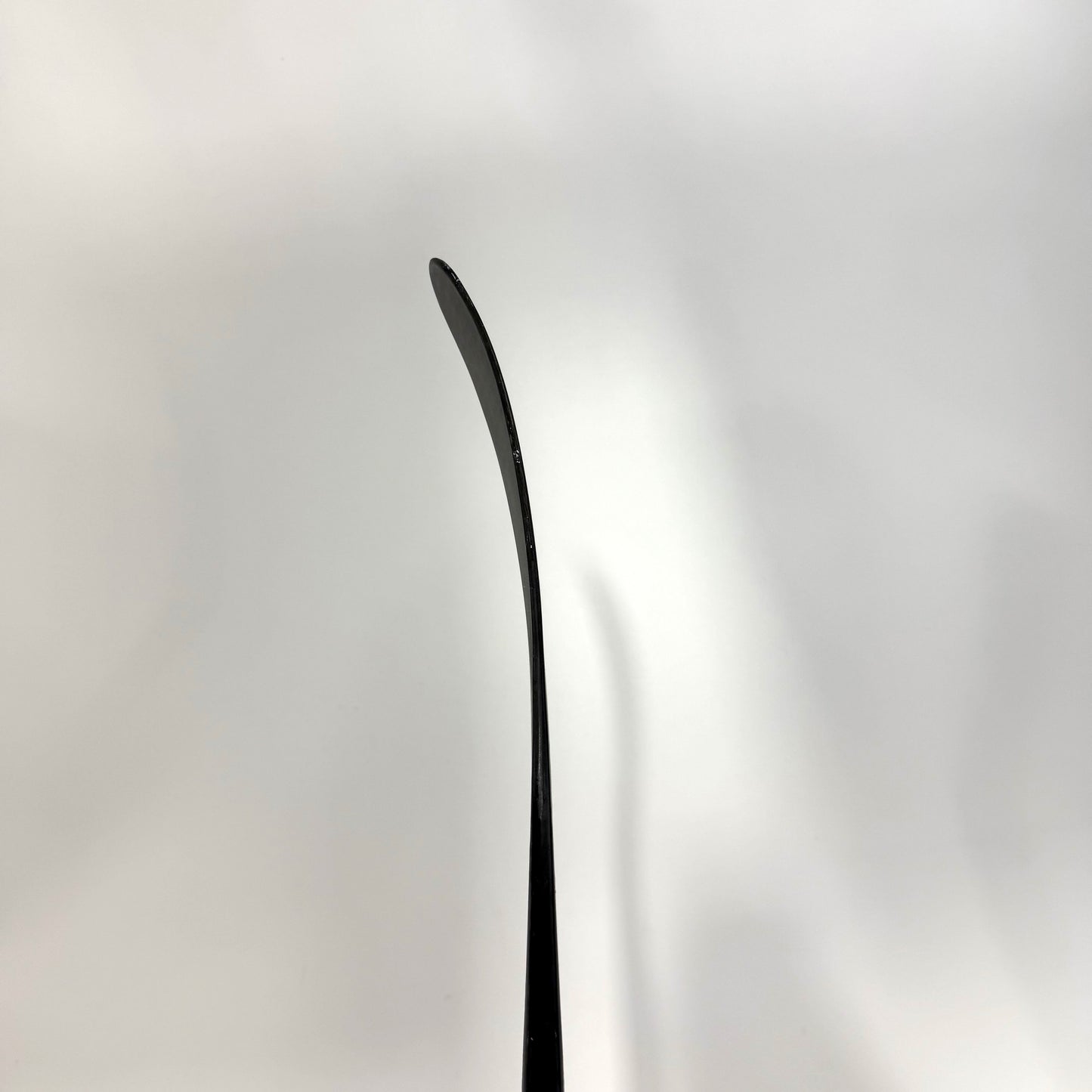 Used Right Warrior Alpha LX3 | 85 Flex W28 Curve Grip | AB909