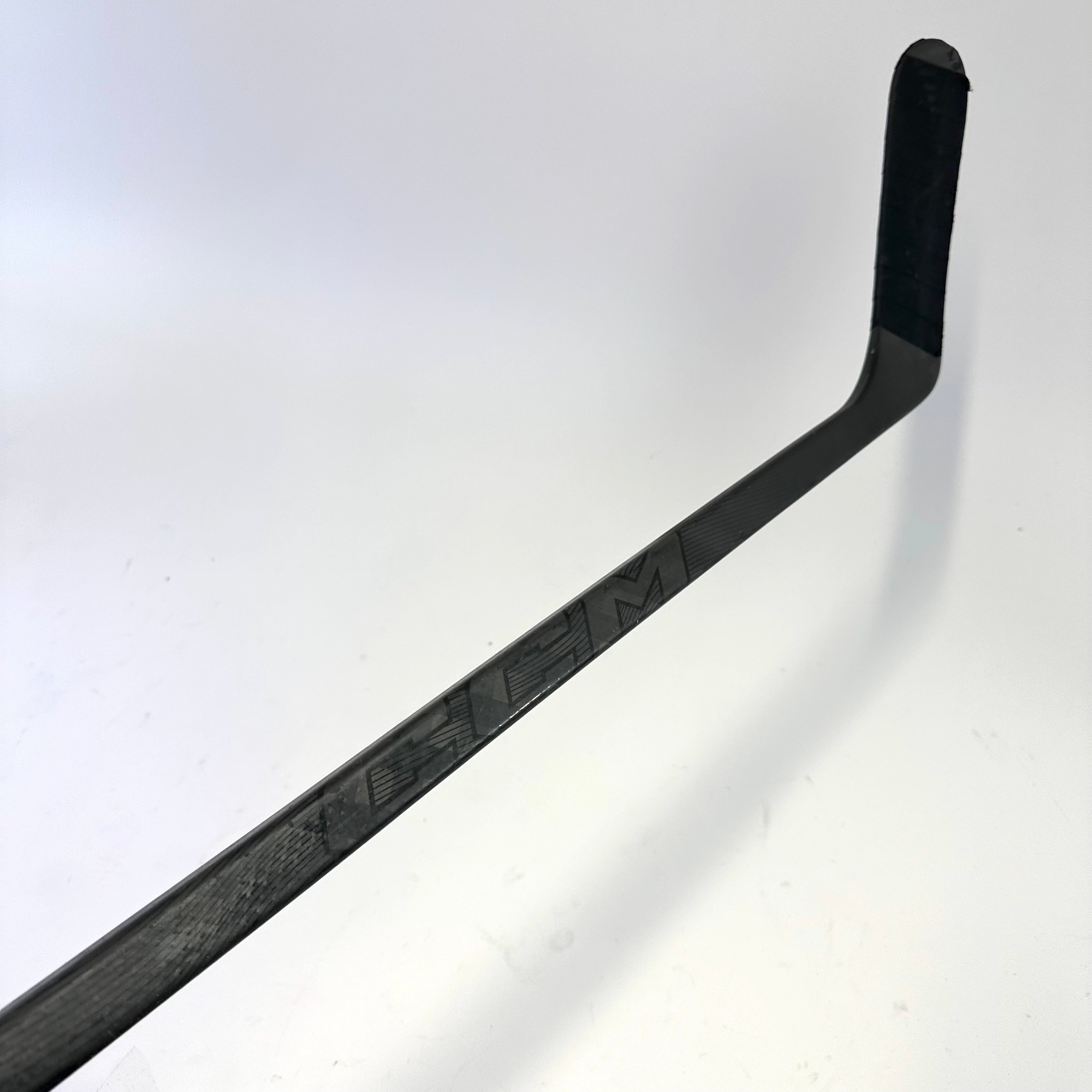 Used Left Handed CCM Ribcor Trigger 7 Pro | 90 Flex | P46 Custom Curve | Grip | A895 - Top Flight Hockey