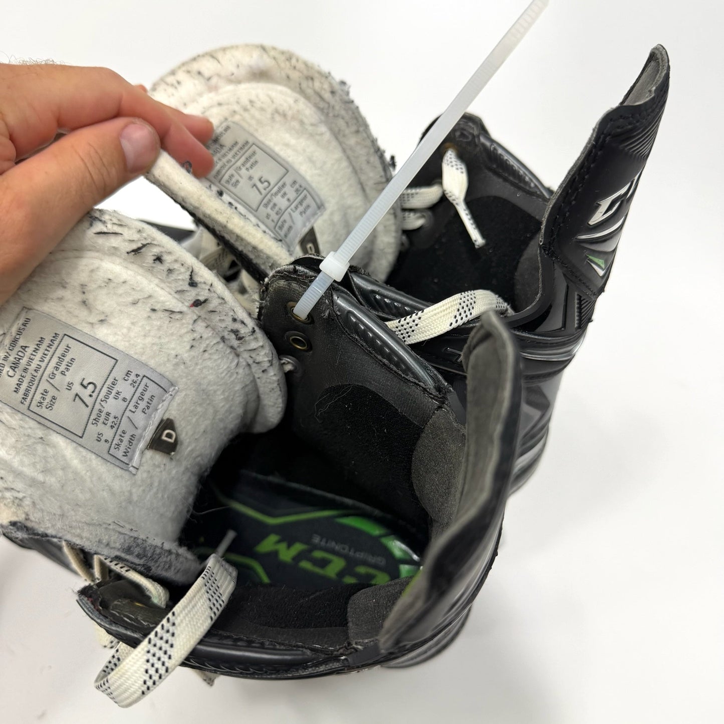 Used CCM Ribcor 70K Skates | Size 7.5 D | AB881