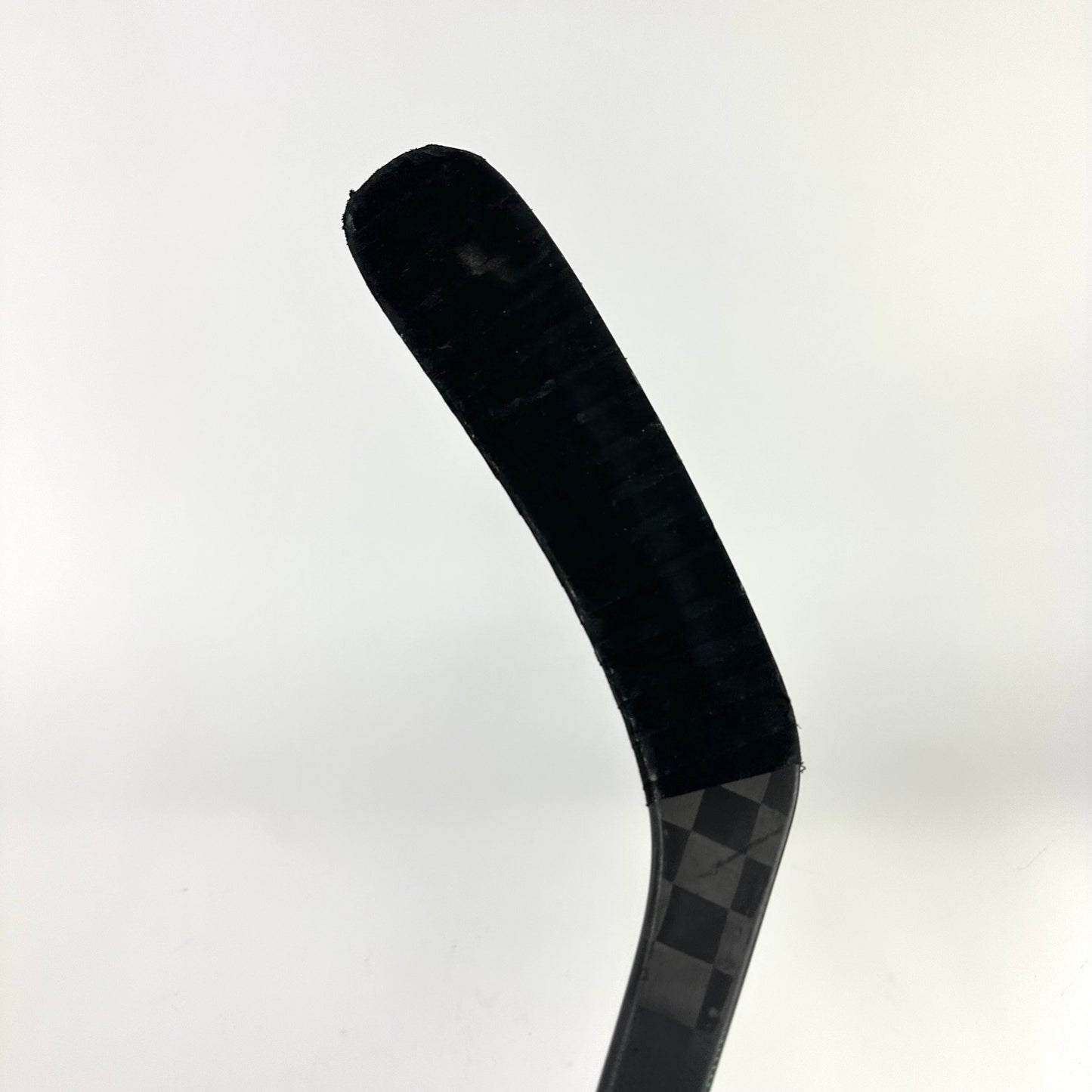 Used Left CCM Ribcor Trigger 5 Pro | 80 Flex P90 Curve Grip | Wallmark | L504