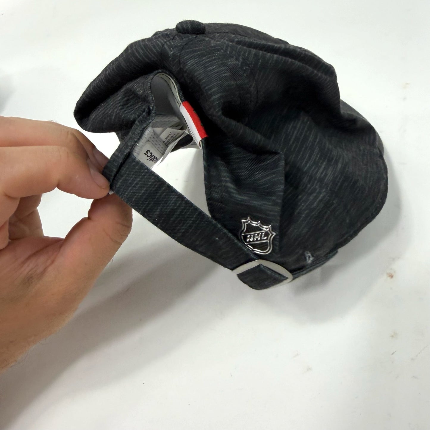 Used Grey Chicago Blackhawks Fanatics Hat | R107