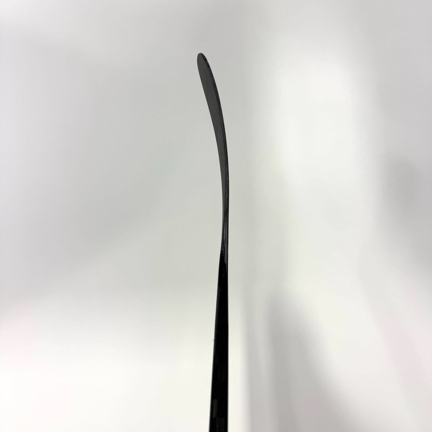 New Right Black CCM Jetspeed FT8 Pro | 95 Flex P92M Curve Grip | J190 - Top Flight Hockey