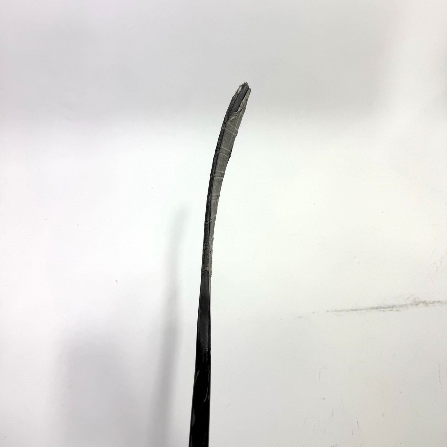Used Left CCM UltraTacks | 105 Flex P28M Curve Grip | Edmundson | BH235 - Top Flight Hockey