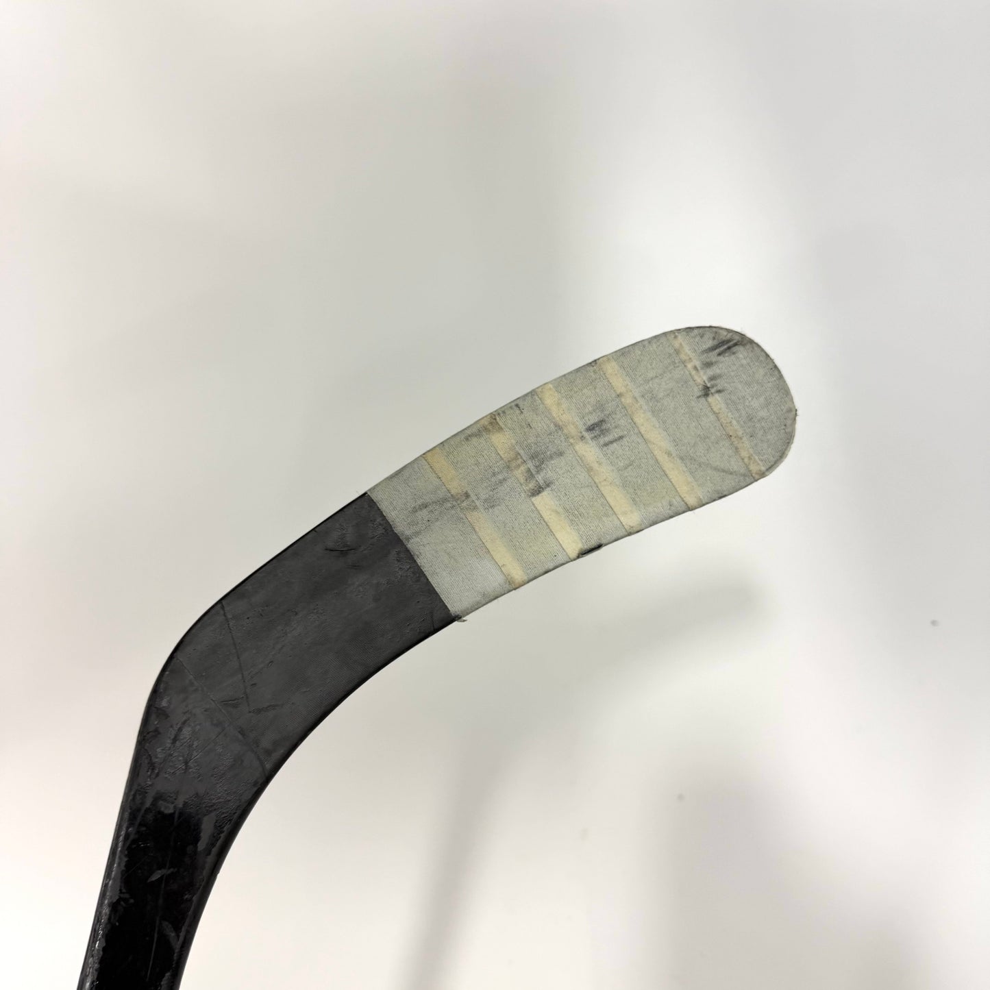 Used Right CCM Ribcor Trigger 7 Pro | 80 Flex P92 Curve Grip | AB955