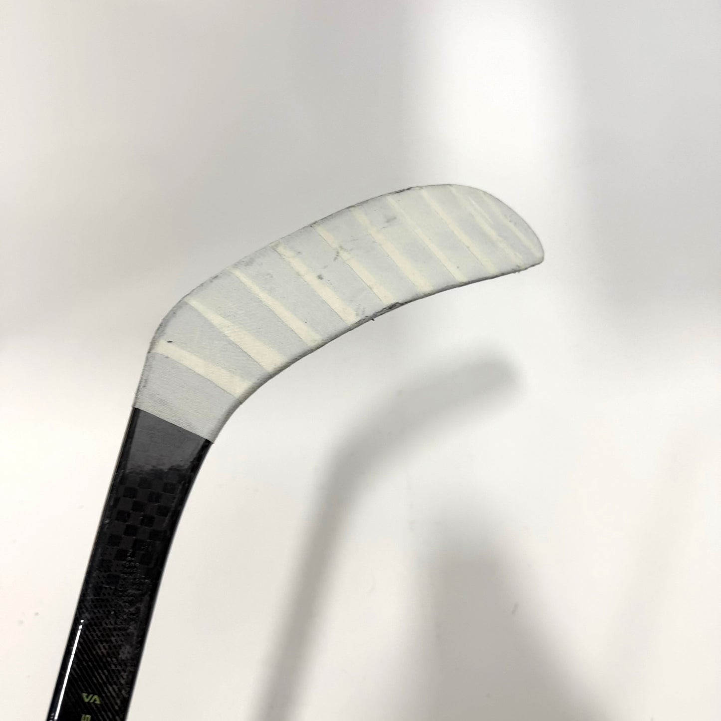 Used Left Warrior Alpha LX3 | 75 Flex W28 Curve Grip | AB902