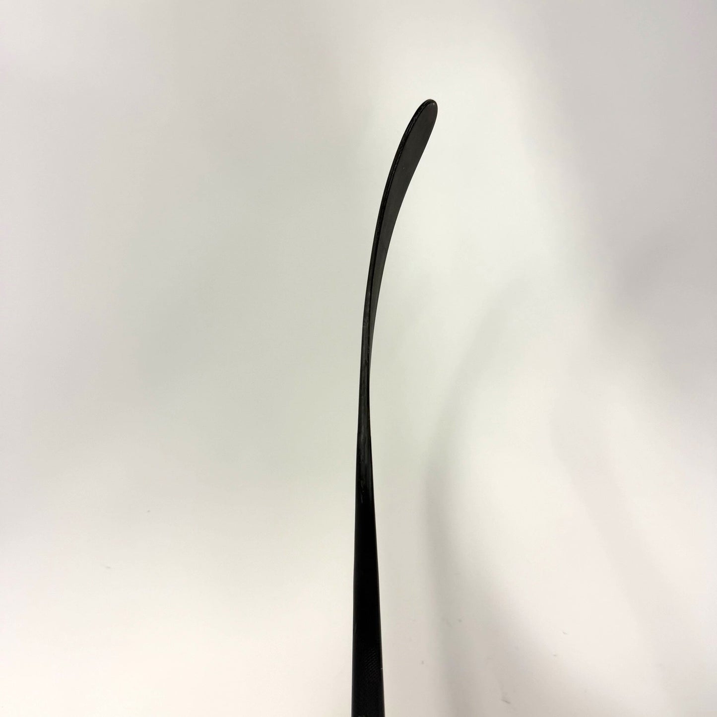 Used Left Black CCM Jetspeed FT8 Pro | 75 Flex P28M Curve Grip | AB995