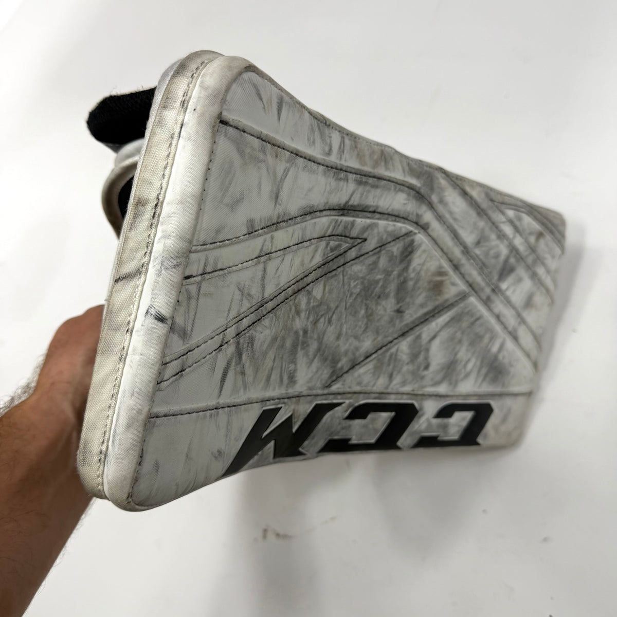 Used White Regular CCM Premier 2.9 Goalie Blocker | Intermediate | AB360