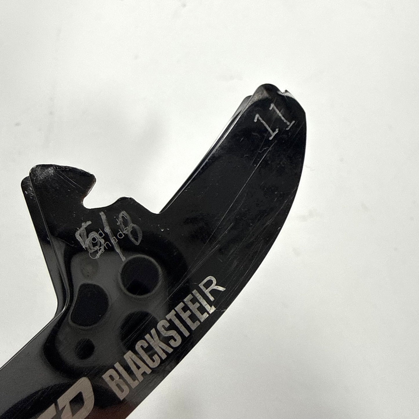 Used CCM Black Step Reload Steel | 280mm | Chicago Blackhawks Oliver Moore #11 | BH355 - Top Flight Hockey