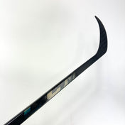 New Right CCM Ribcore Trigger 5 Pro | 85 Flex P90M Curve Grip | M586