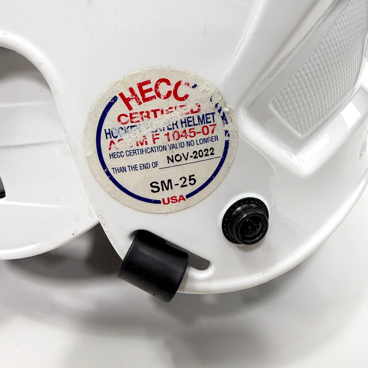 Used White CCM FL40 Helmet | Senior Medium | AB224