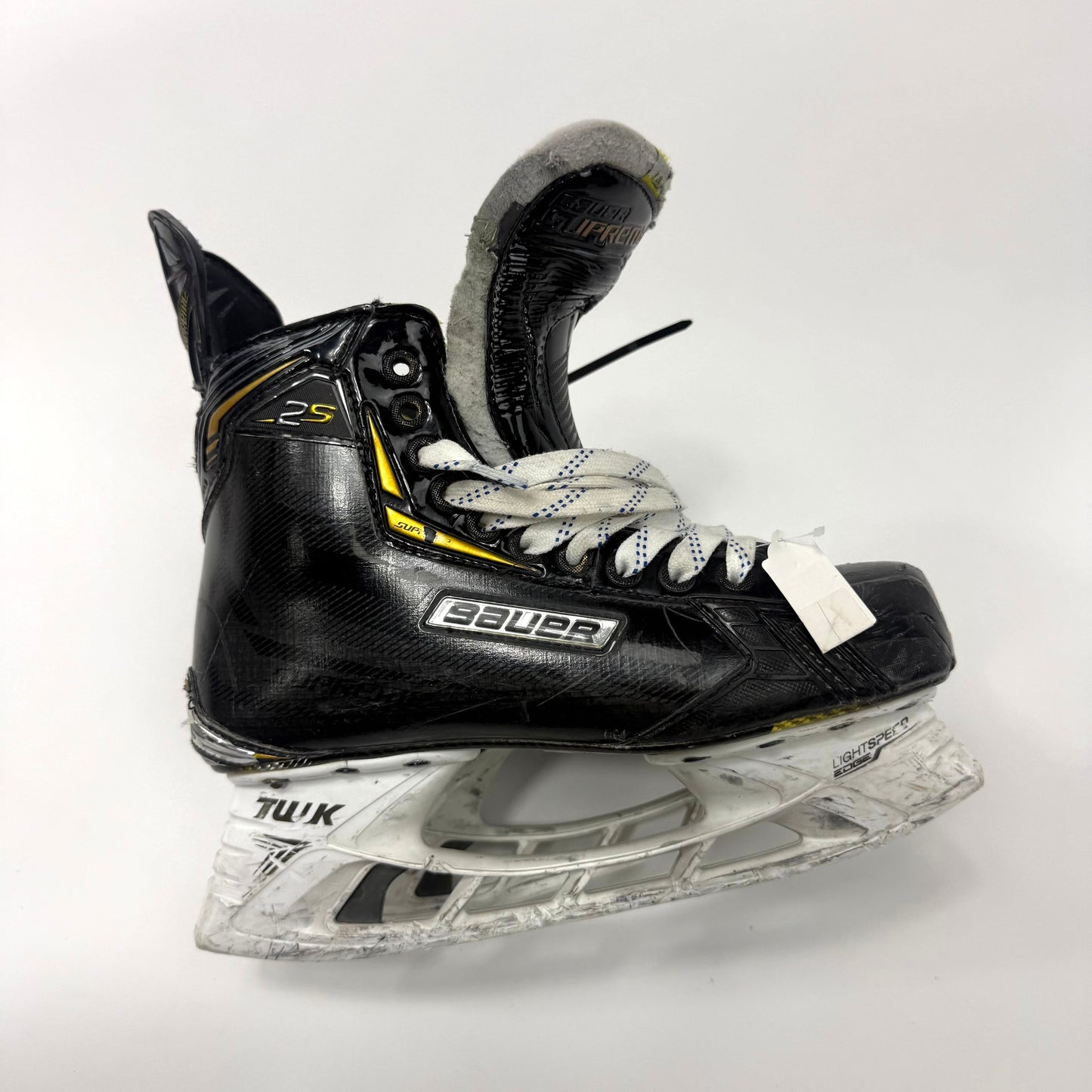 Used Bauer Supreme 2S Skates | 8 D | Q404