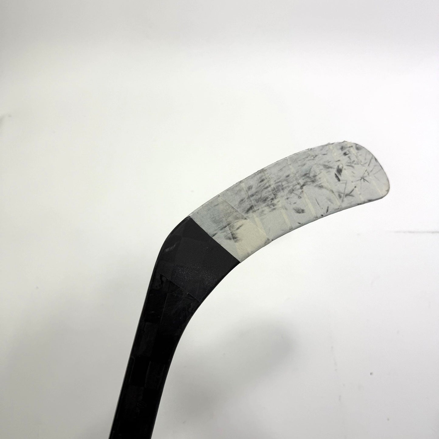 Used Left Warrior Covert QR6 Pro | 85 Flex w03 Curve Grip | Lukas Reichel | BH158