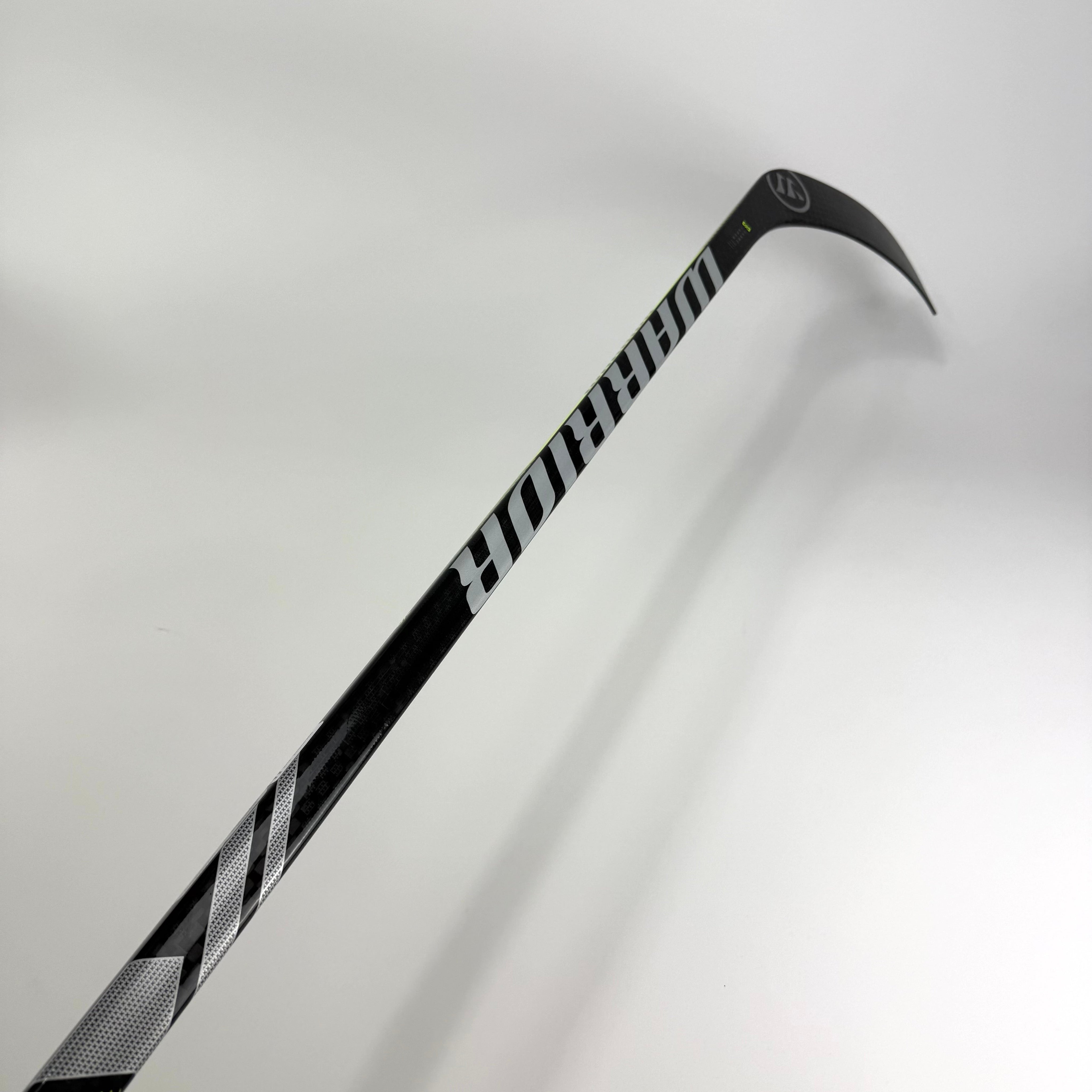 New Left Warrior Alpha LX2 | 75 Flex W90 Curve Grip | R262 - Top Flight Hockey