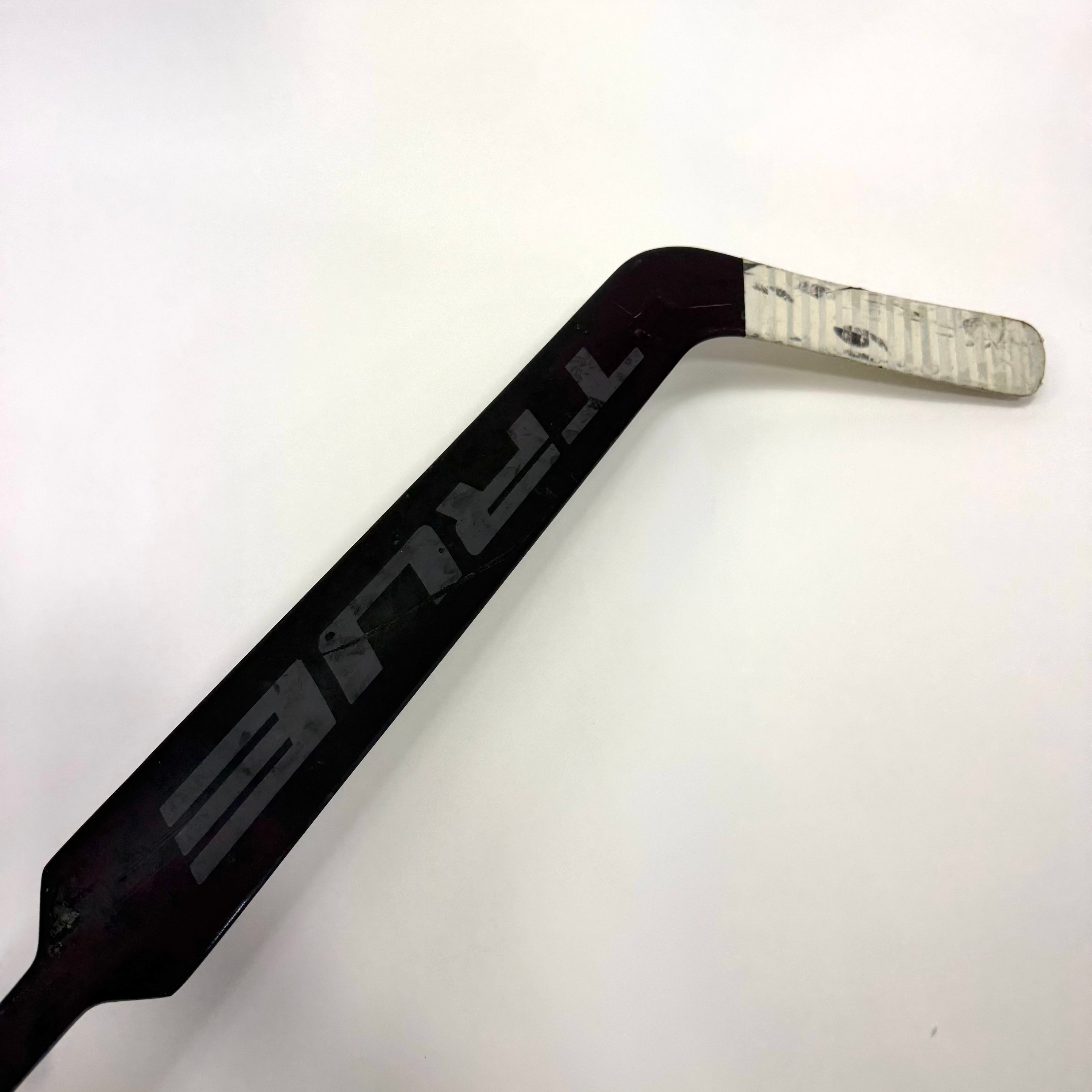 Used Full Right True A 6.0 Goalie Stick | 26" Paddle MC Curve | BH455 - Top Flight Hockey