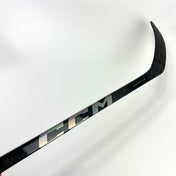 New Right CCM Ribcor Trigger 8 Pro | 85 Flex Custom Curve Grip | Appleton L218