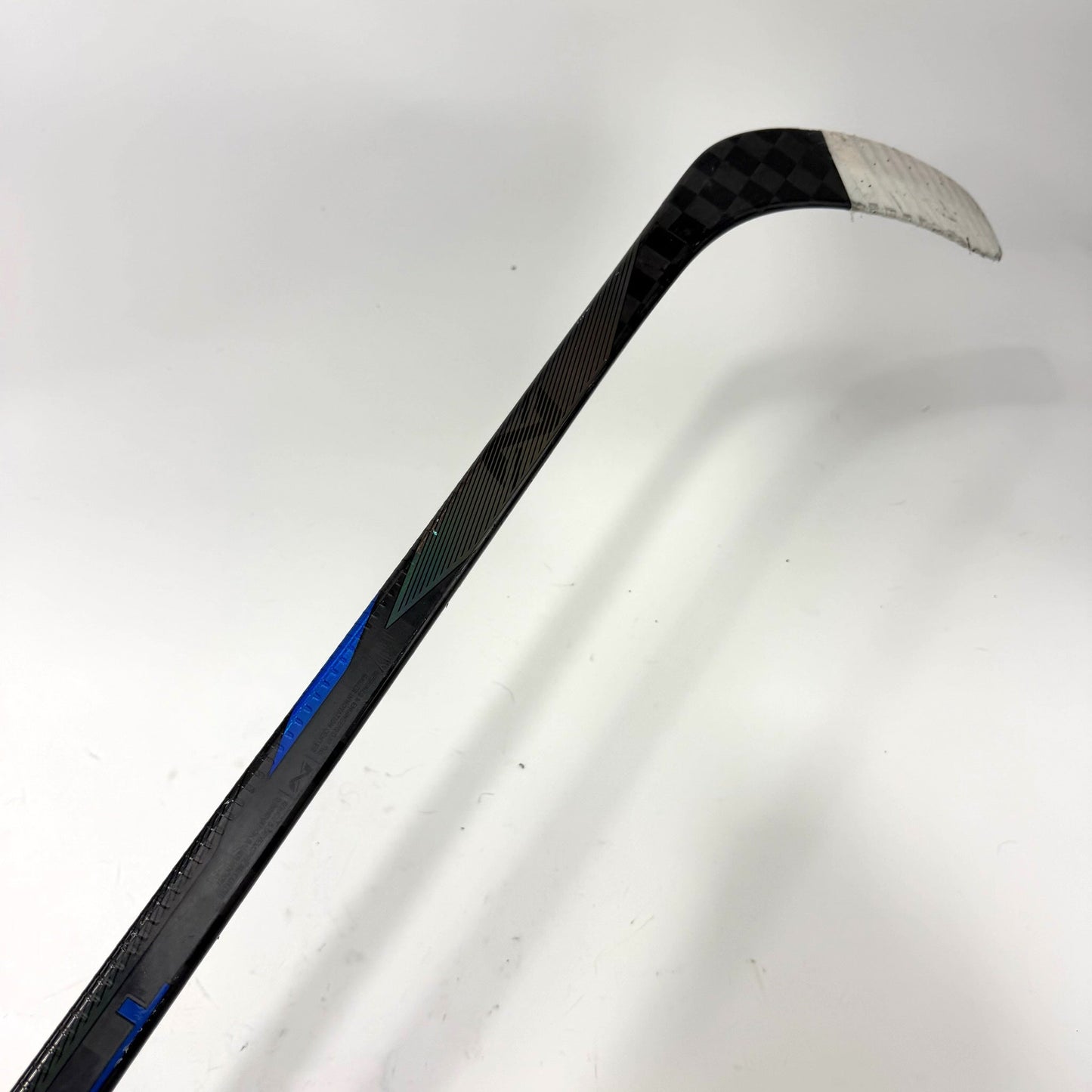 Used Left Blue/Red Bauer Nexus Tracer | 55 Flex P88 Curve Grip | AB692