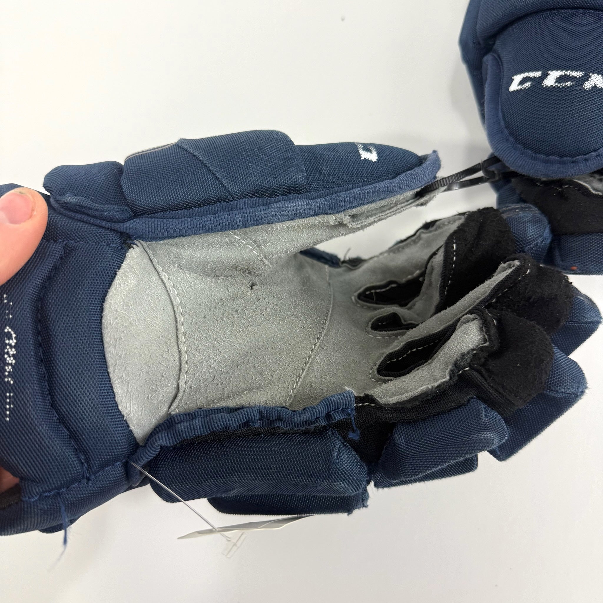 Used Navy CCM HGQL Gloves | 13" | D367