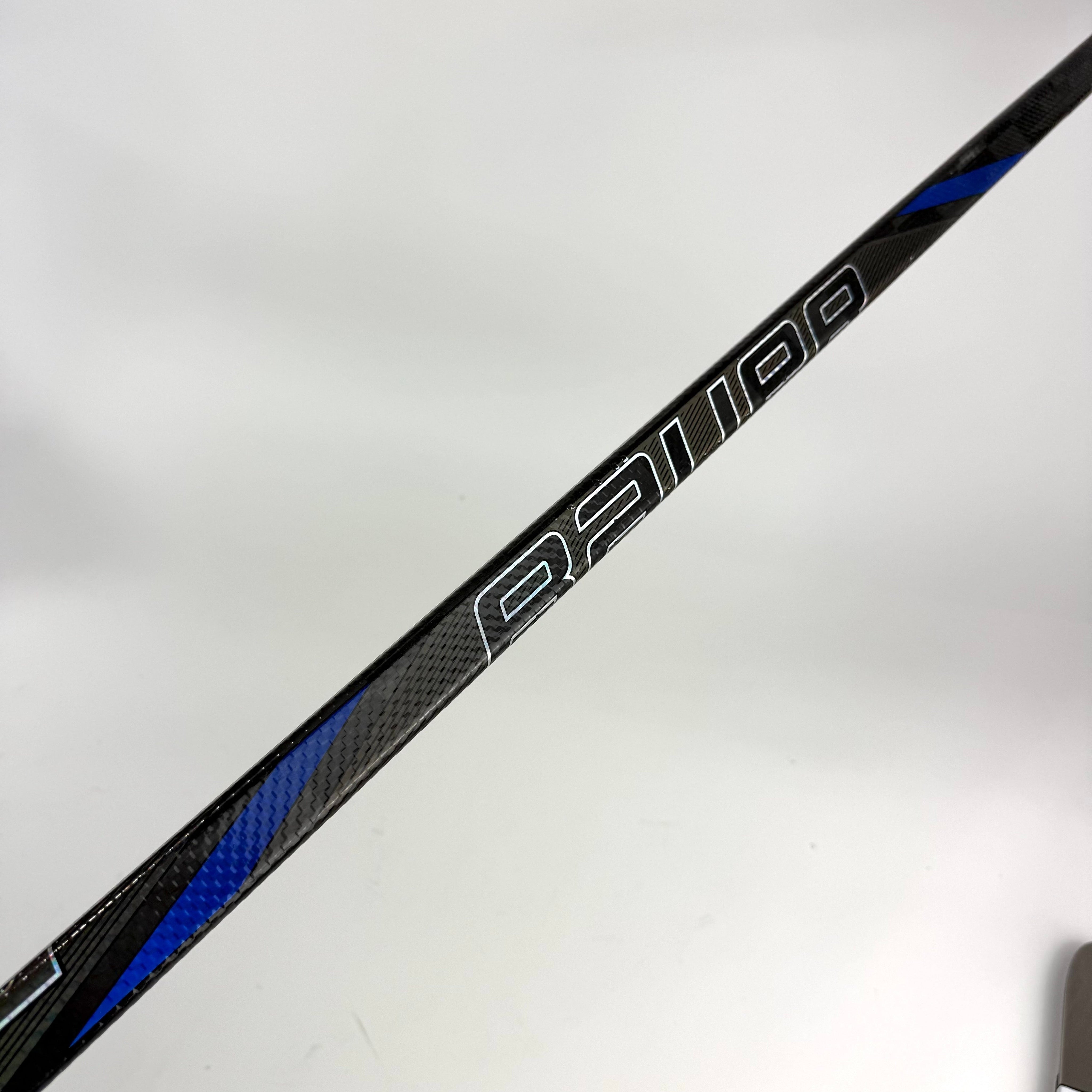 Repaired Left Blue Bauer Nexus Tracer | 82 Flex P28 Curve Grip | R14 - Top Flight Hockey