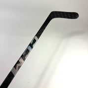 New Right Black CCM Jetspeed FT7 Pro | 80 Flex Mackinnon Pro Curve Grip | D260 - Top Flight Hockey