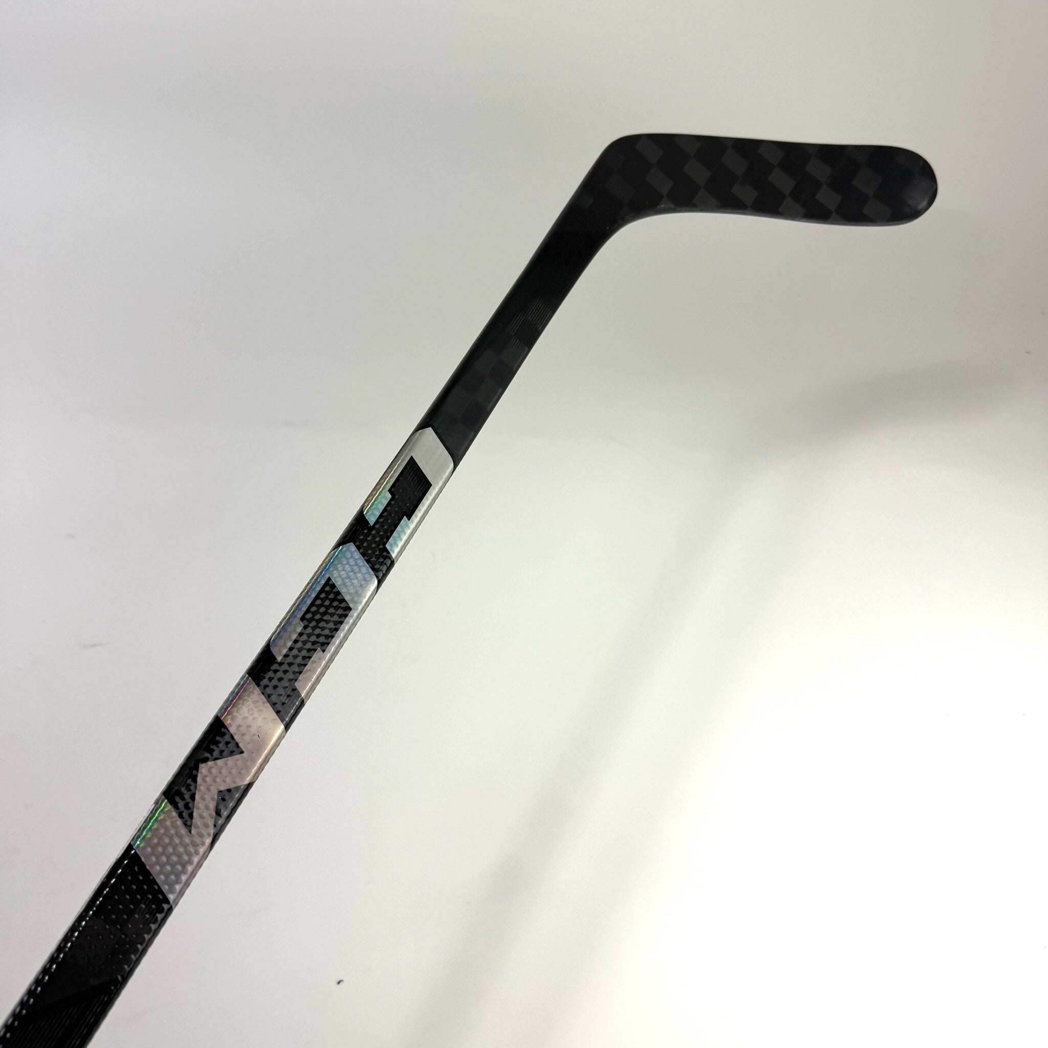 New Right Black CCM Jetspeed FT7 Pro | 80 Flex Mackinnon Pro Curve Grip | D260 - Top Flight Hockey