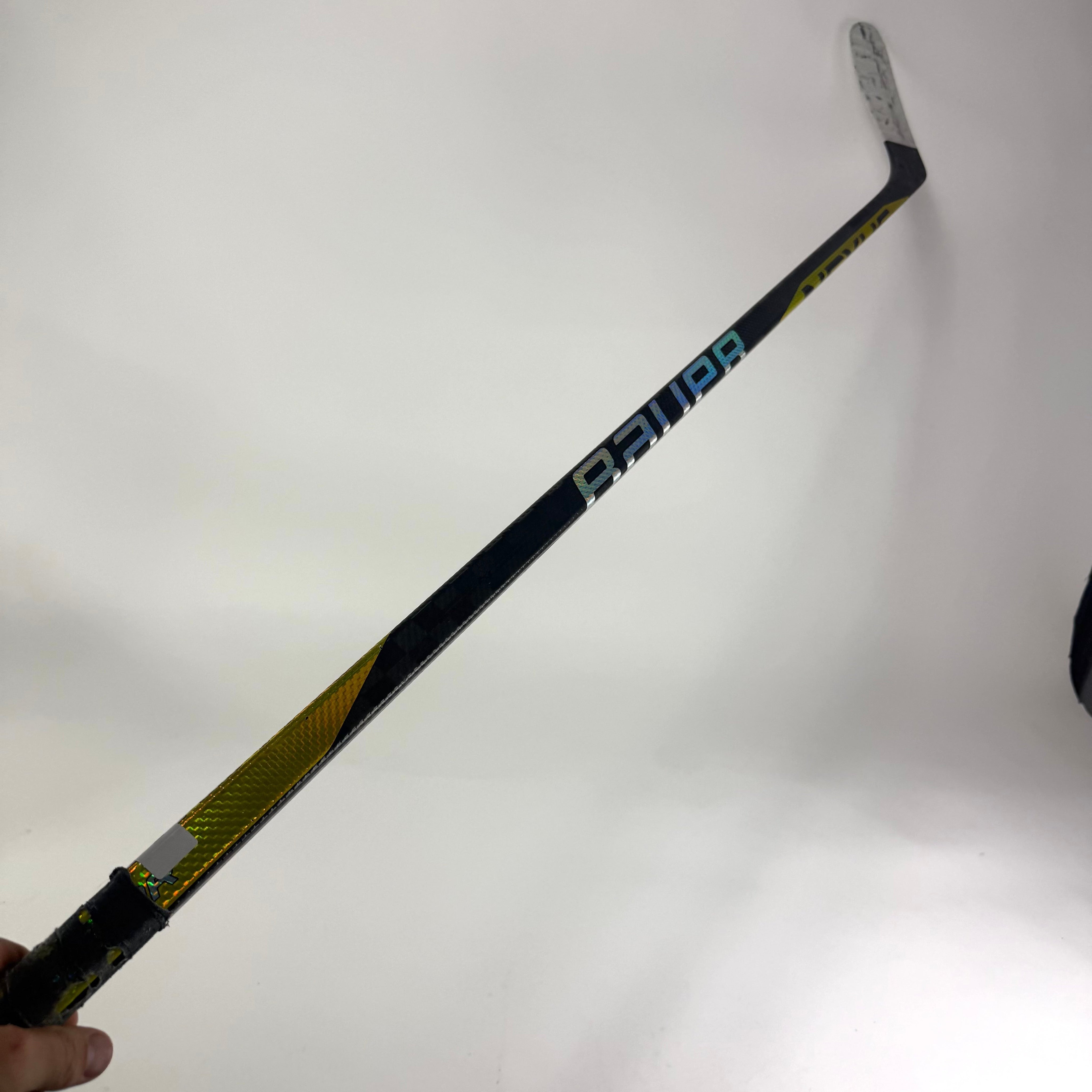 Used Left Bauer Nexus SYNC | 77 Flex P46 Curve Grip | E800 - Top Flight Hockey