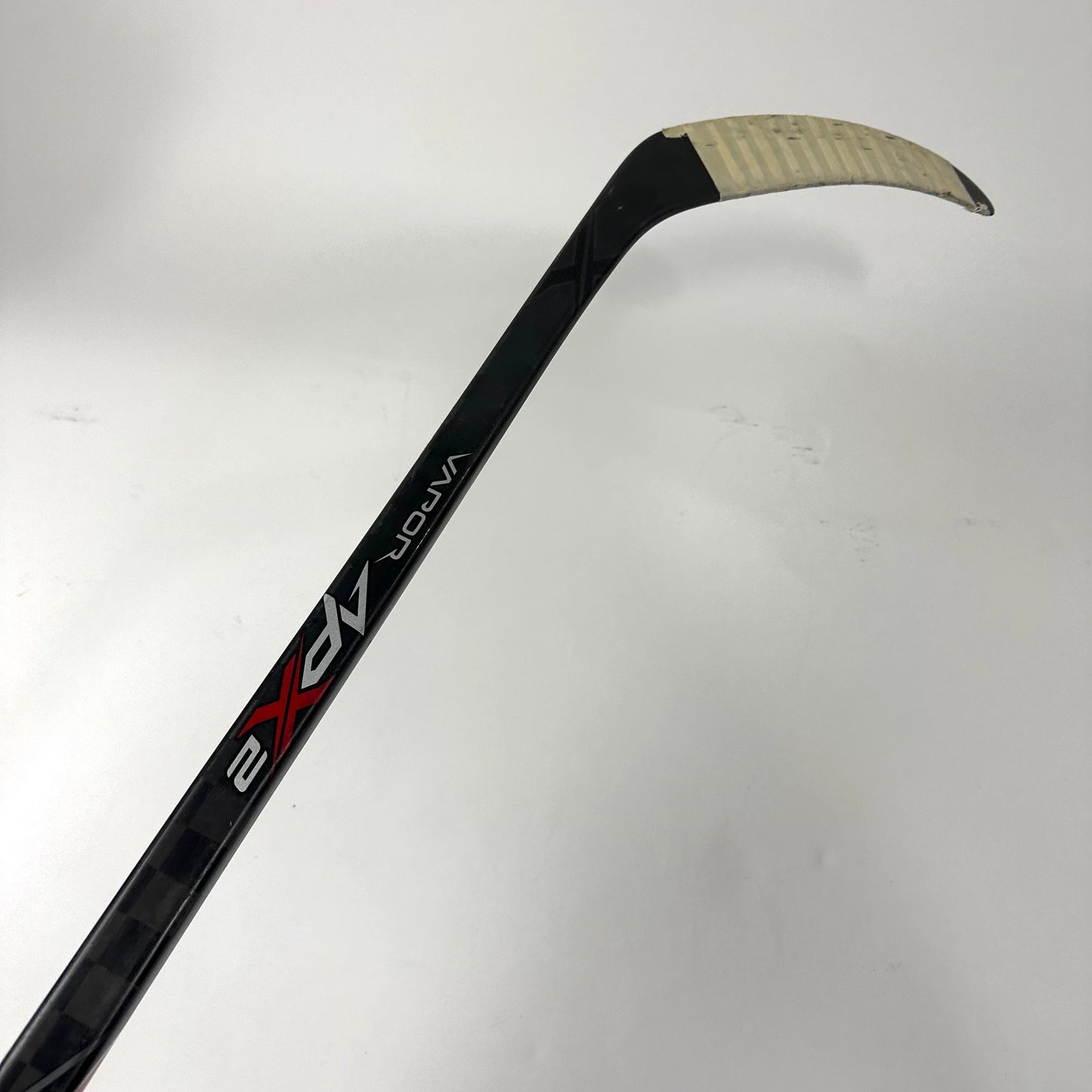 Used Left Bauer Vapor APX2 102 Flex P92M Curve | Staal - Autographed with Certification | G426 - Top Flight Hockey
