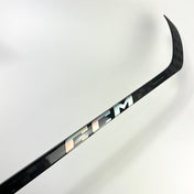 New Right CCM Ribcore Trigger 8 Pro | 90 Flex P28 Curve Grip | Fabbro L224