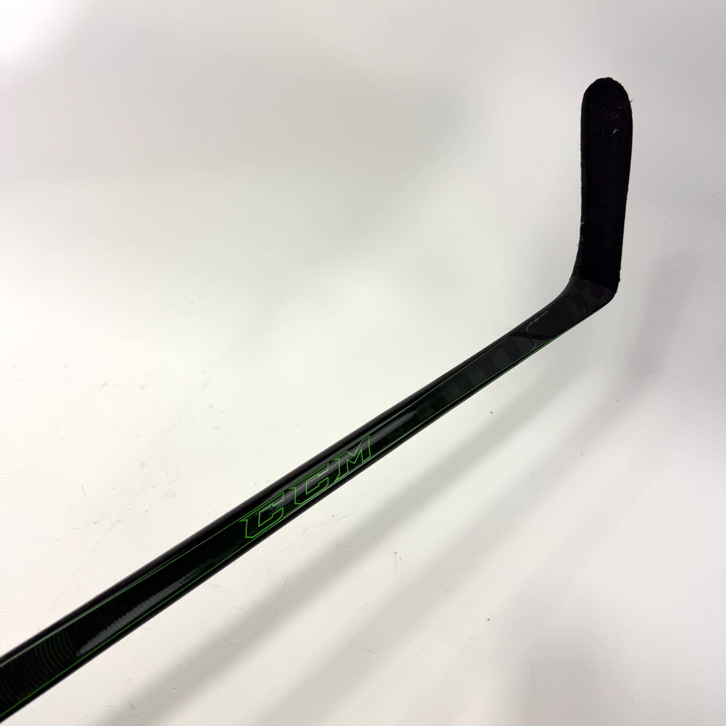 Used Left CCM Ribcor Trigger 5 Pro | 95 Flex Heel Curve Grip | R179
