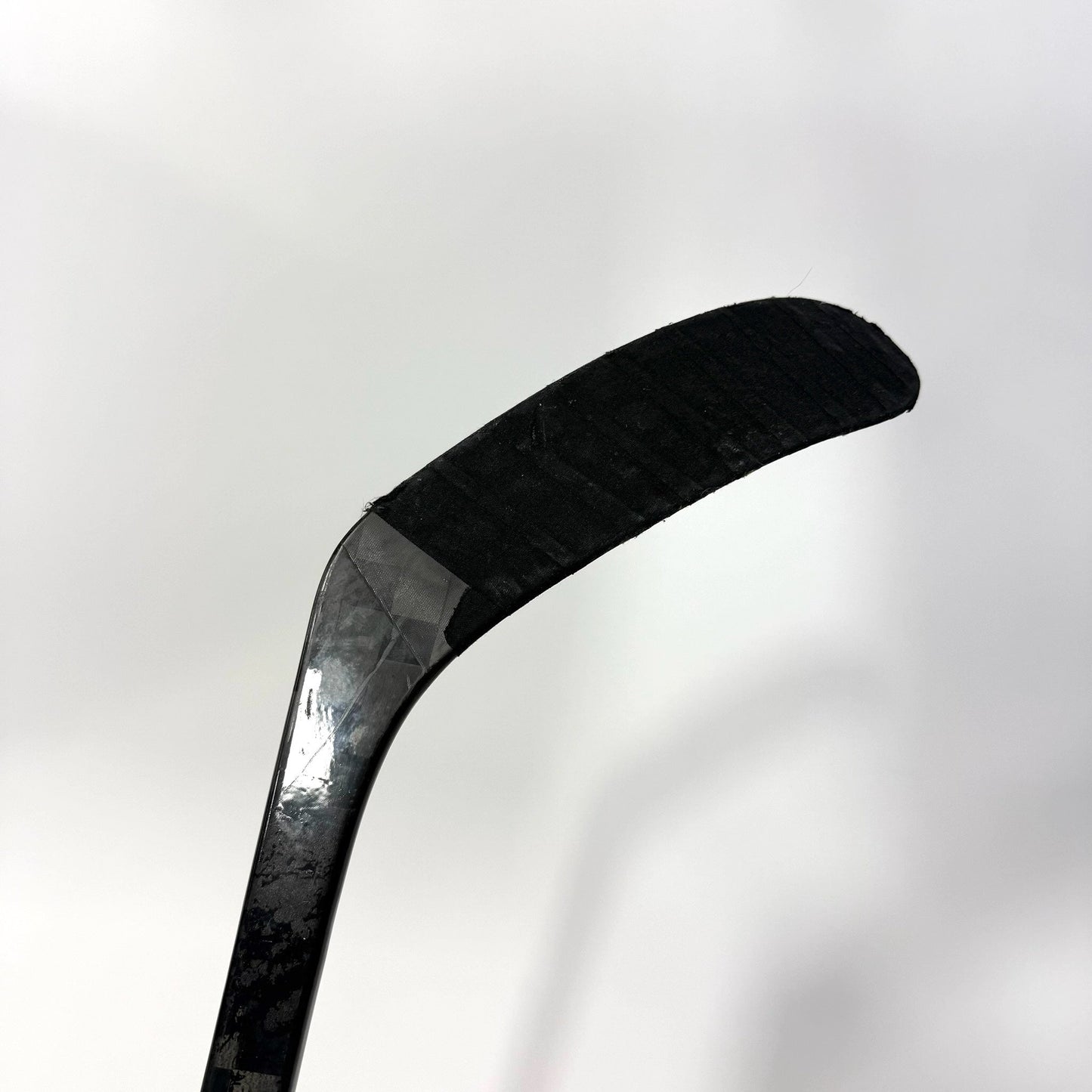 Used Left CCM Ribcor Trigger 9 Pro | 85 Flex P28M Curve Grip | J184
