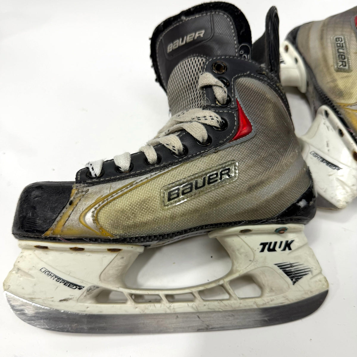 Used Bauer Vapor X:40 Skates | Size 2D | AB781