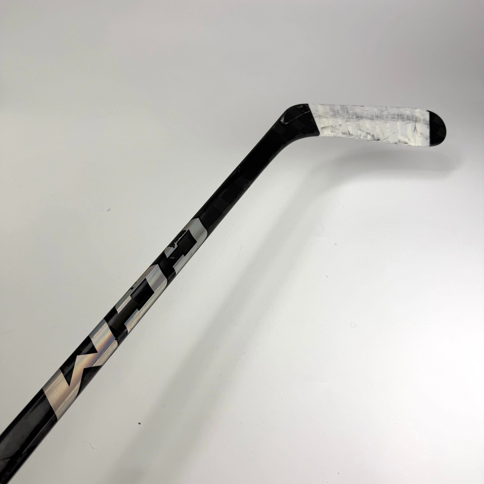 Used Right Black CCM Jetspeed FT7 Pro | 75 Flex P92 Curve Grip | F318 - Top Flight Hockey