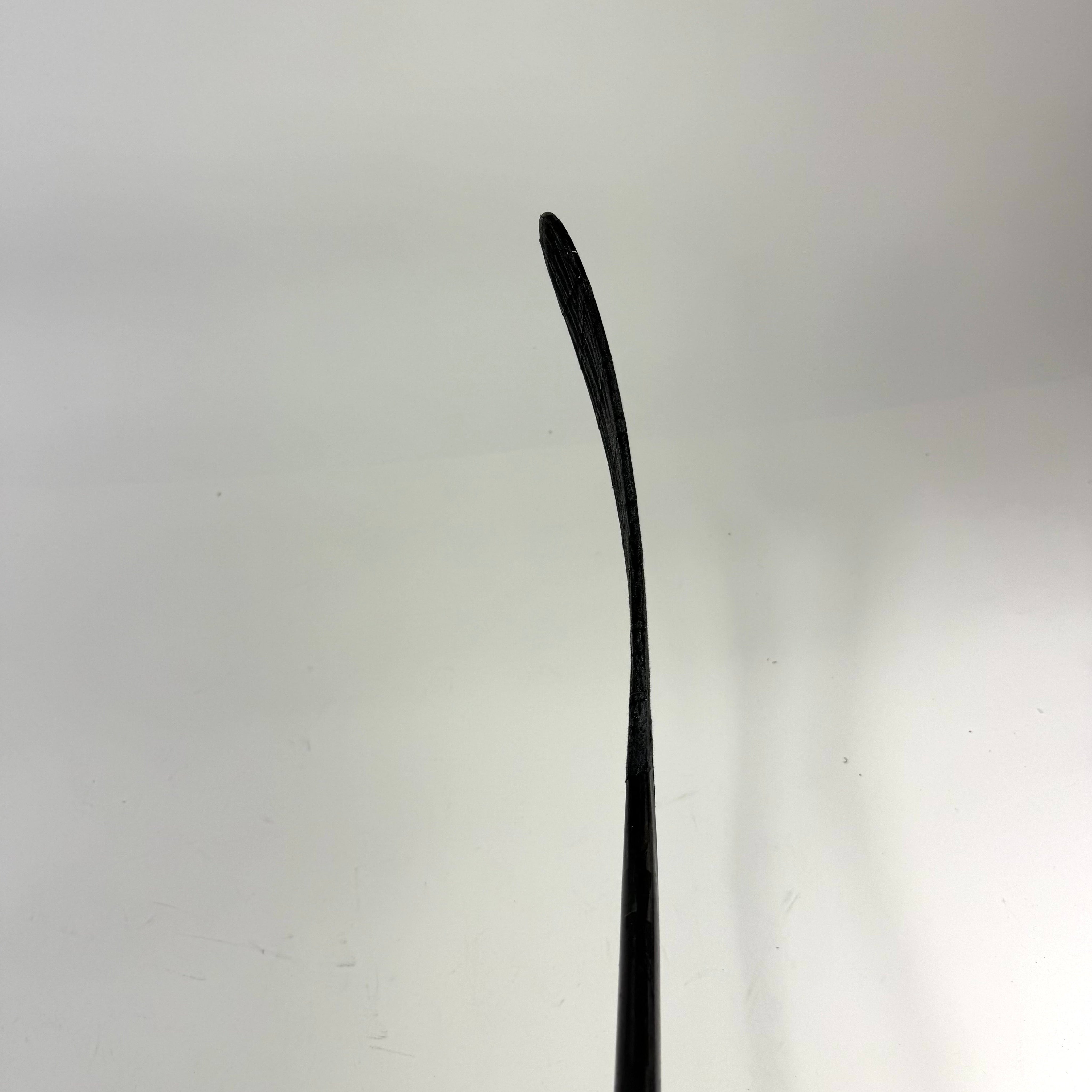 Repaired Right Red Bauer Vapor Hyperlite 2 | 77 Flex P92 Curve Grip | R30 - Top Flight Hockey