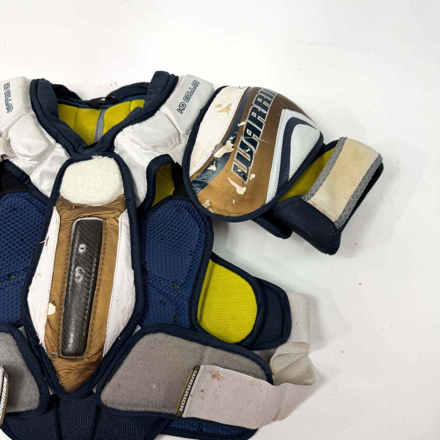 Used Warrior Shoulder Pads | Sr. Small? | AB494