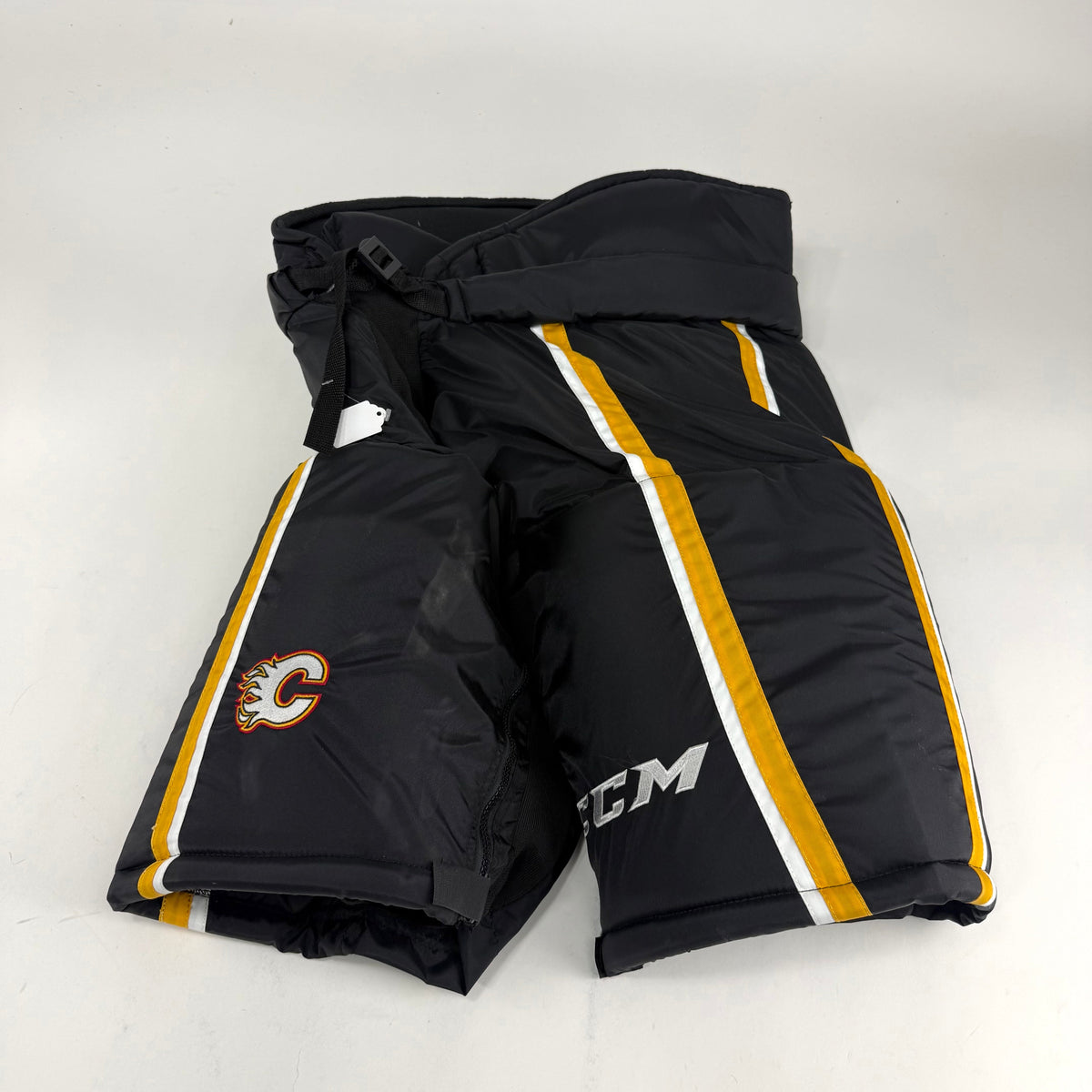 New Black Calgary CCM HP70 Pants | Large +2 | R558 - Top Flight Hockey