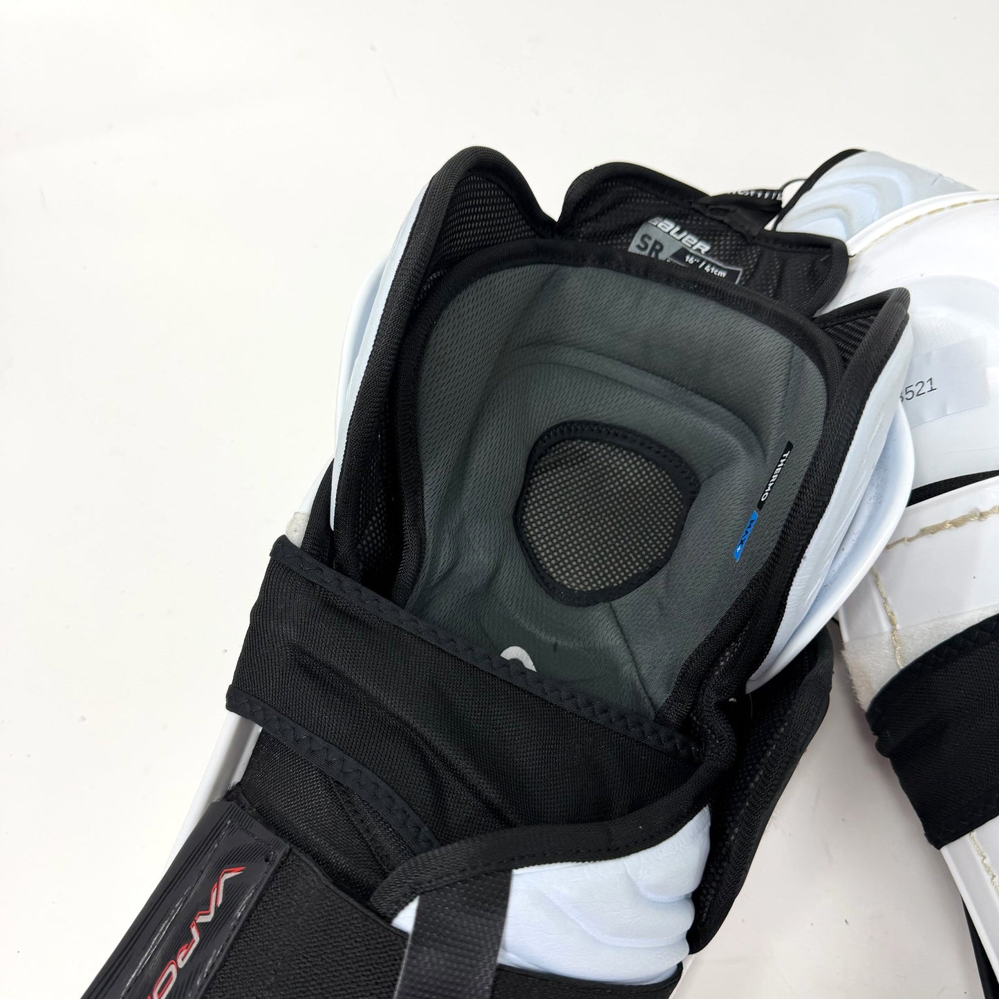 Used Bauer Vapor Flypro Shin Guards | 16" | AB521