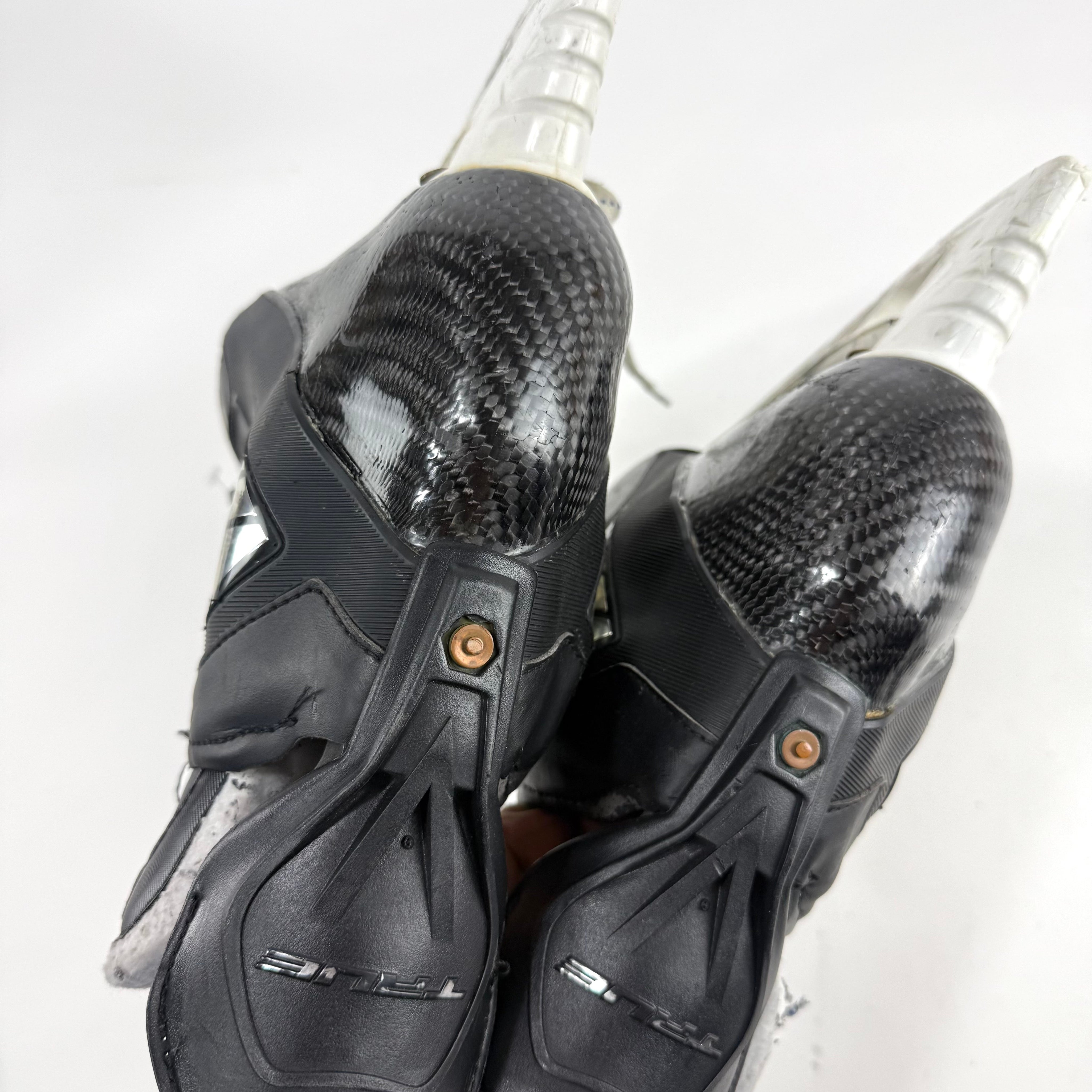 Used True Custom Pro Skates | 10? | E324 - Top Flight Hockey