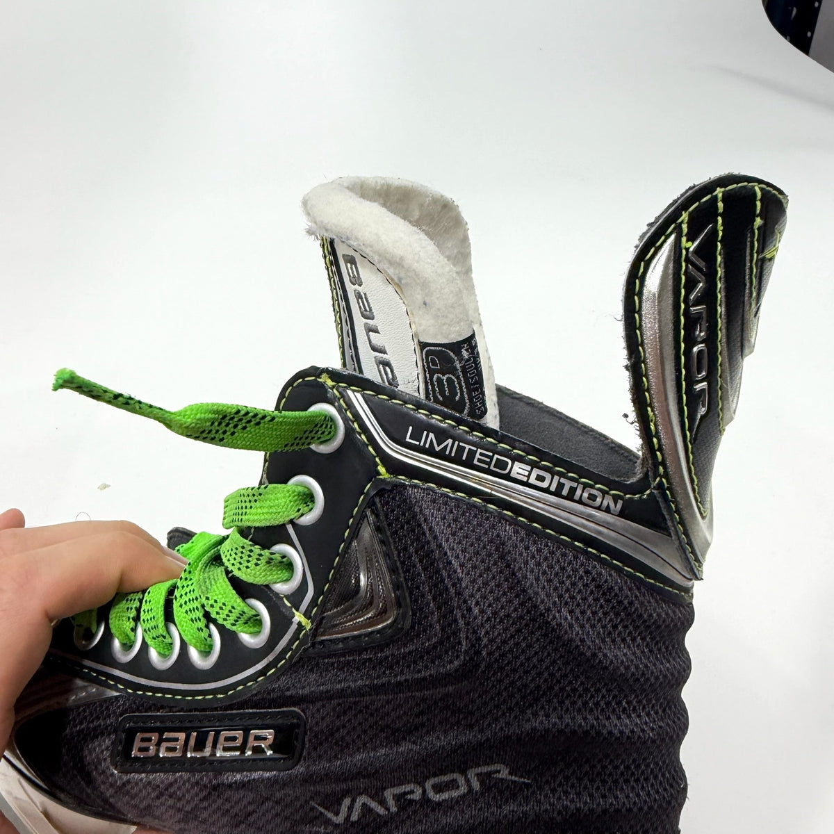 Used Bauer Vapor X60 LE Skates | Size 3 D | AB419 - Top Flight Hockey