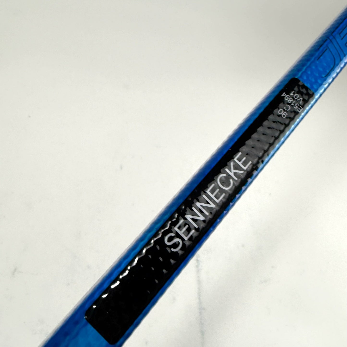 New Right Blue CCM Jetspeed FT8 Pro | 90 Flex P28M Curve Grip | Sennecke | J499