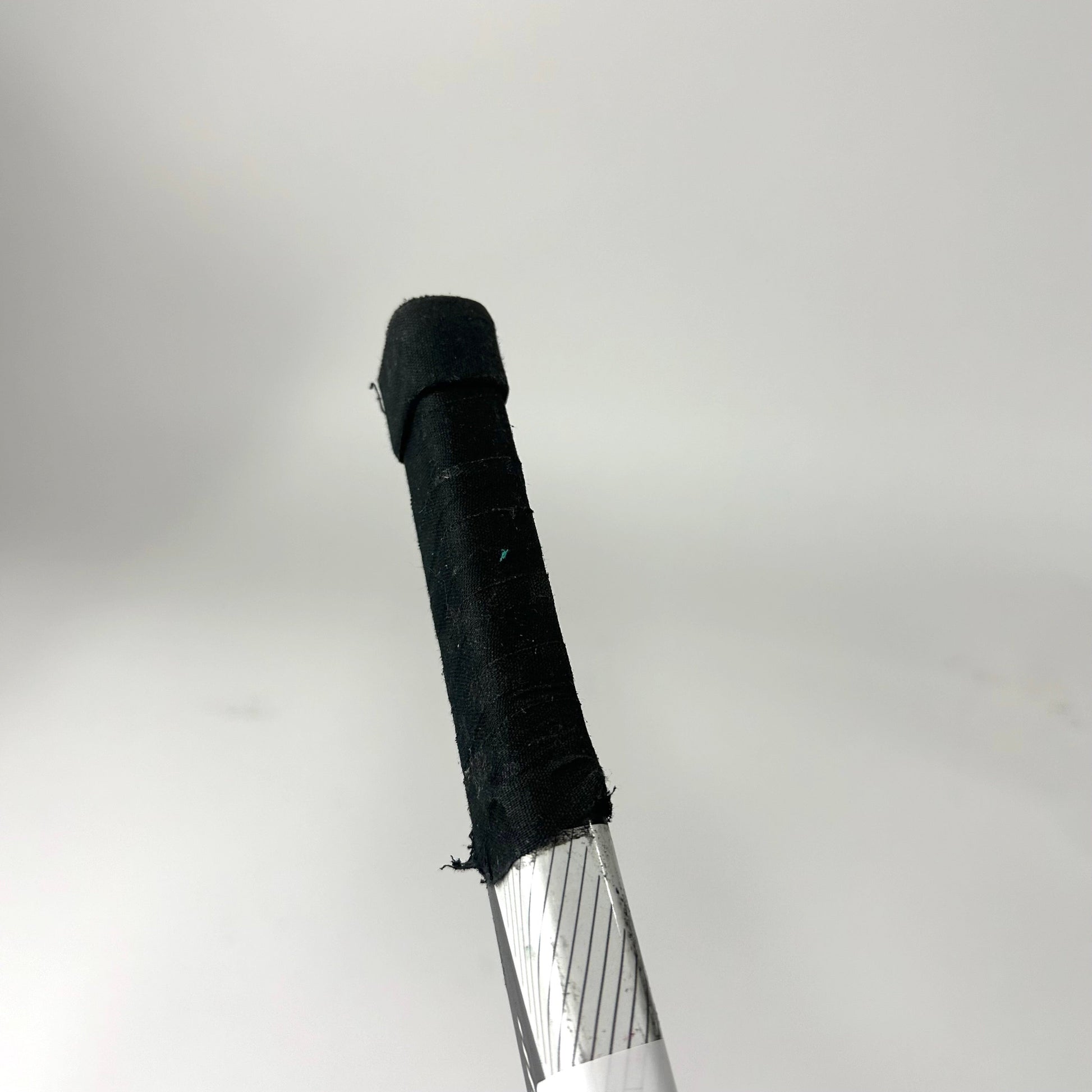 Used Left Bauer Vapor APX2 102 Flex P92M Curve | Staal - Autographed with Certification | G426 - Top Flight Hockey